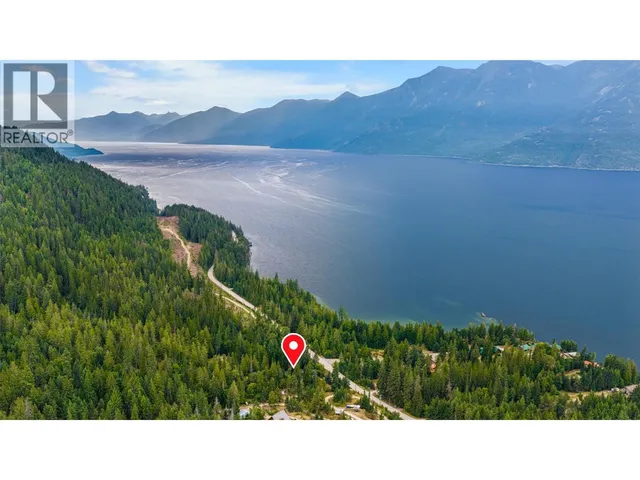 14356 3A HIGHWAY, Gray Creek 4