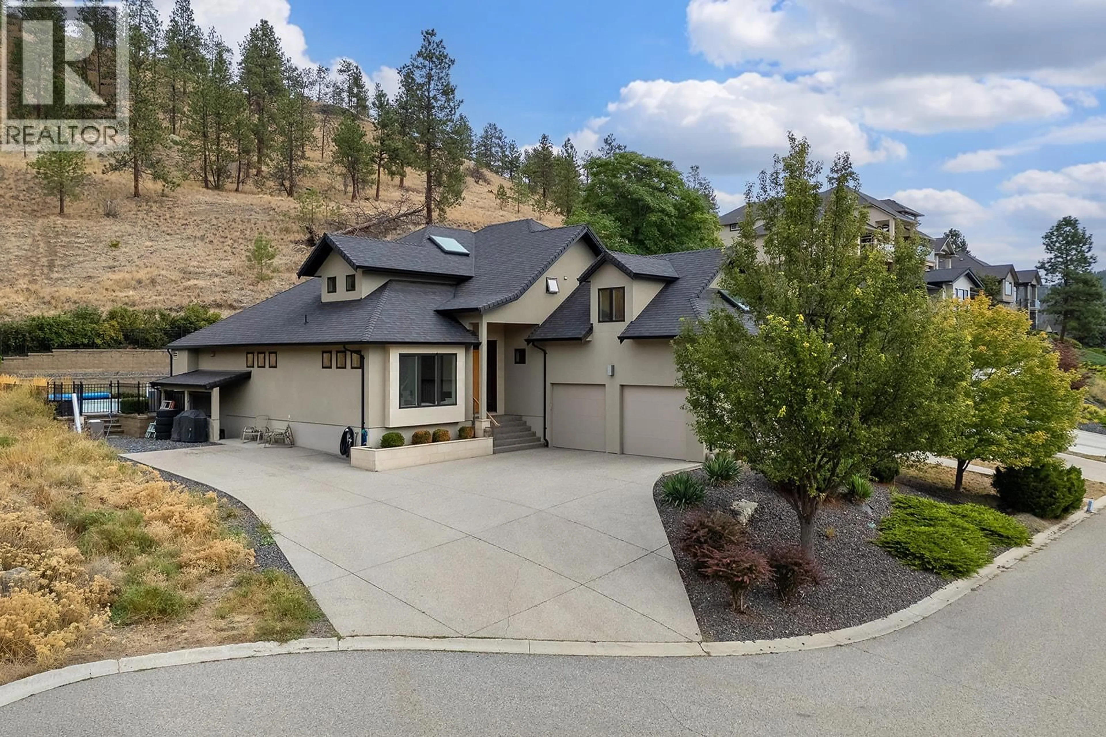 Unknown for 526 CARAMILLO COURT, Kelowna British Columbia V1V2K9