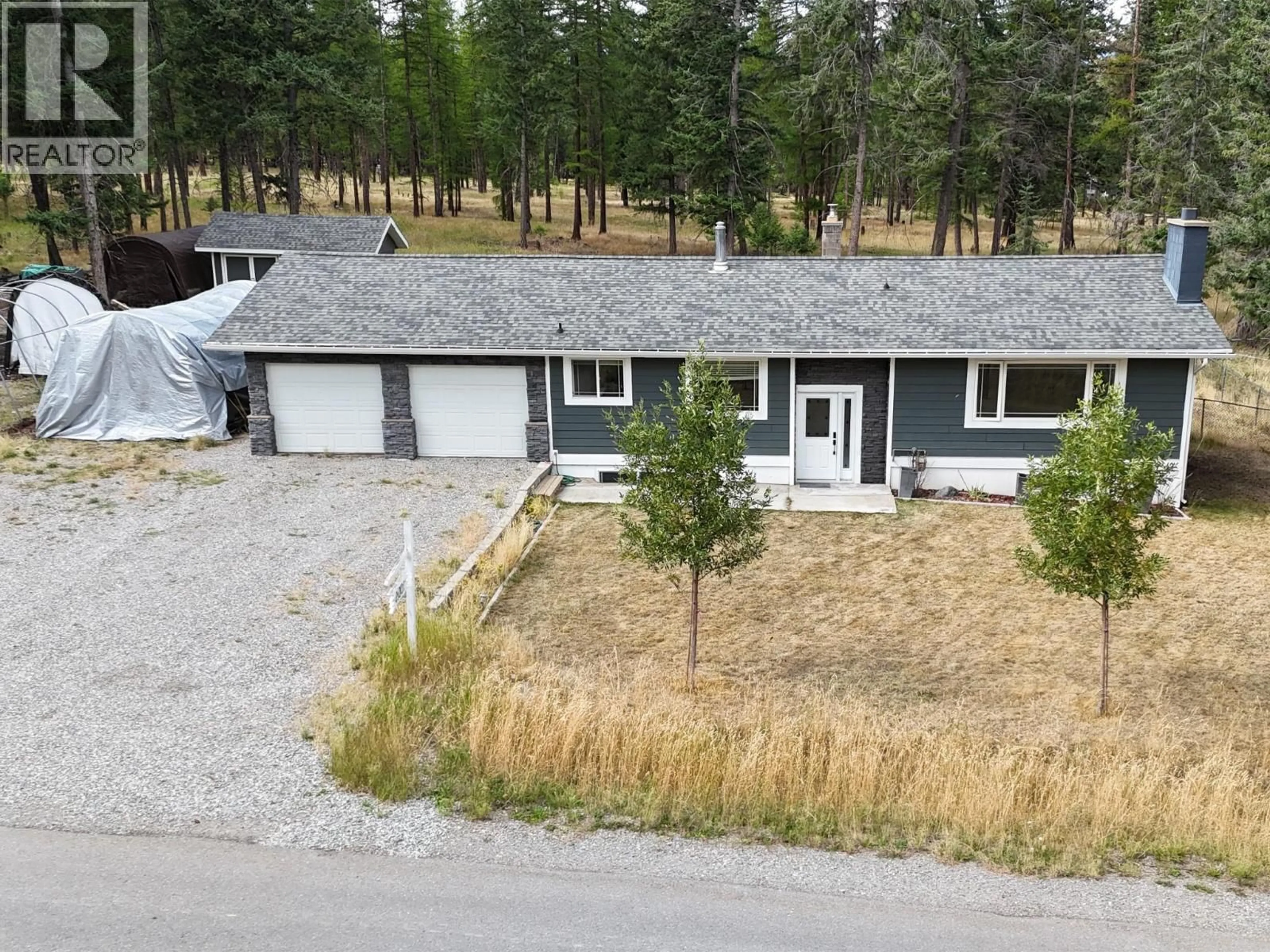 A pic from outside/outdoor area/front of a property/back of a property/a pic from drone, unknown for 2001 8TH AVENUE SOUTH, Cranbrook British Columbia V1C7E7