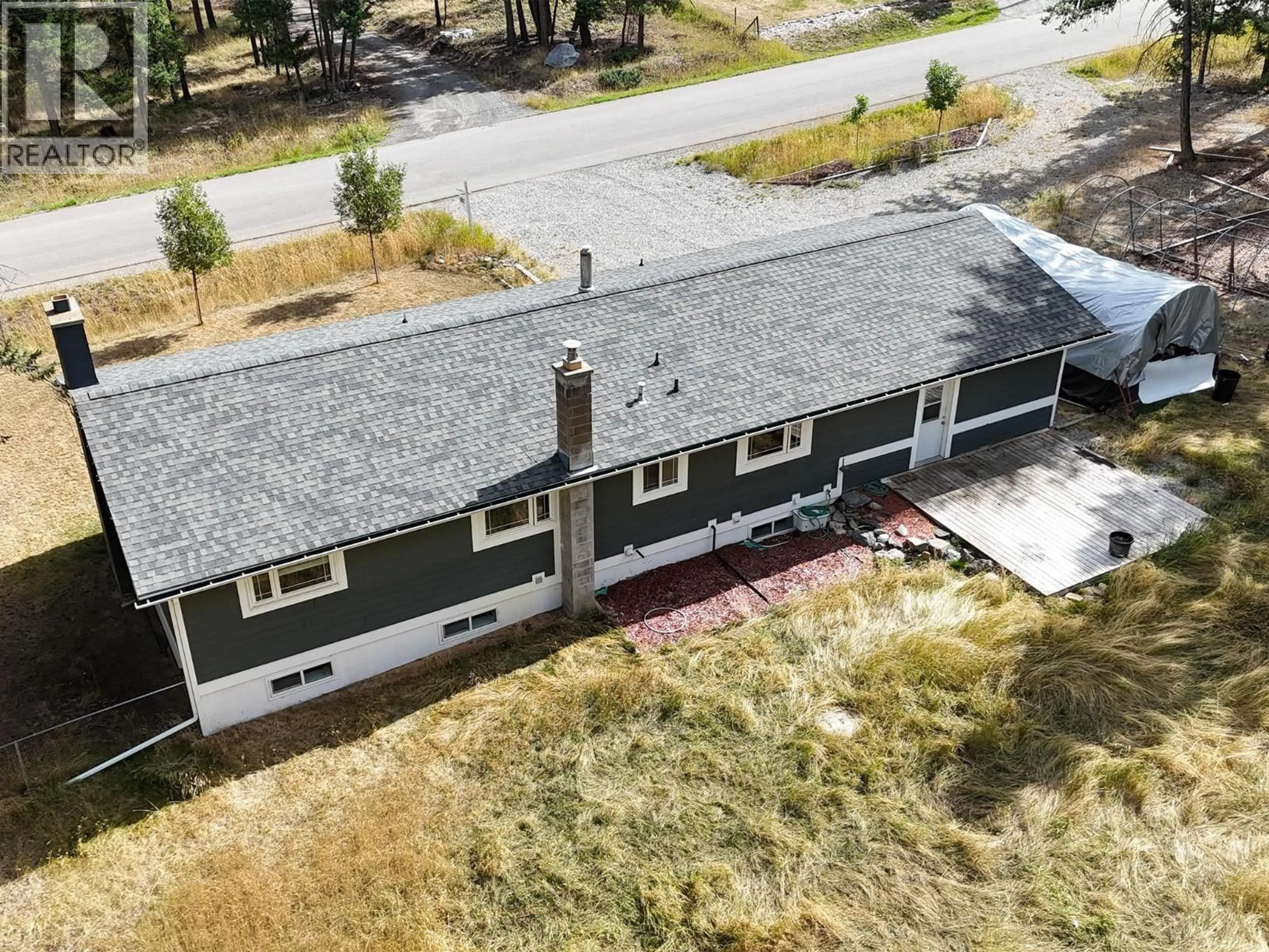 A pic from outside/outdoor area/front of a property/back of a property/a pic from drone, building for 2001 8TH AVENUE SOUTH, Cranbrook British Columbia V1C7E7