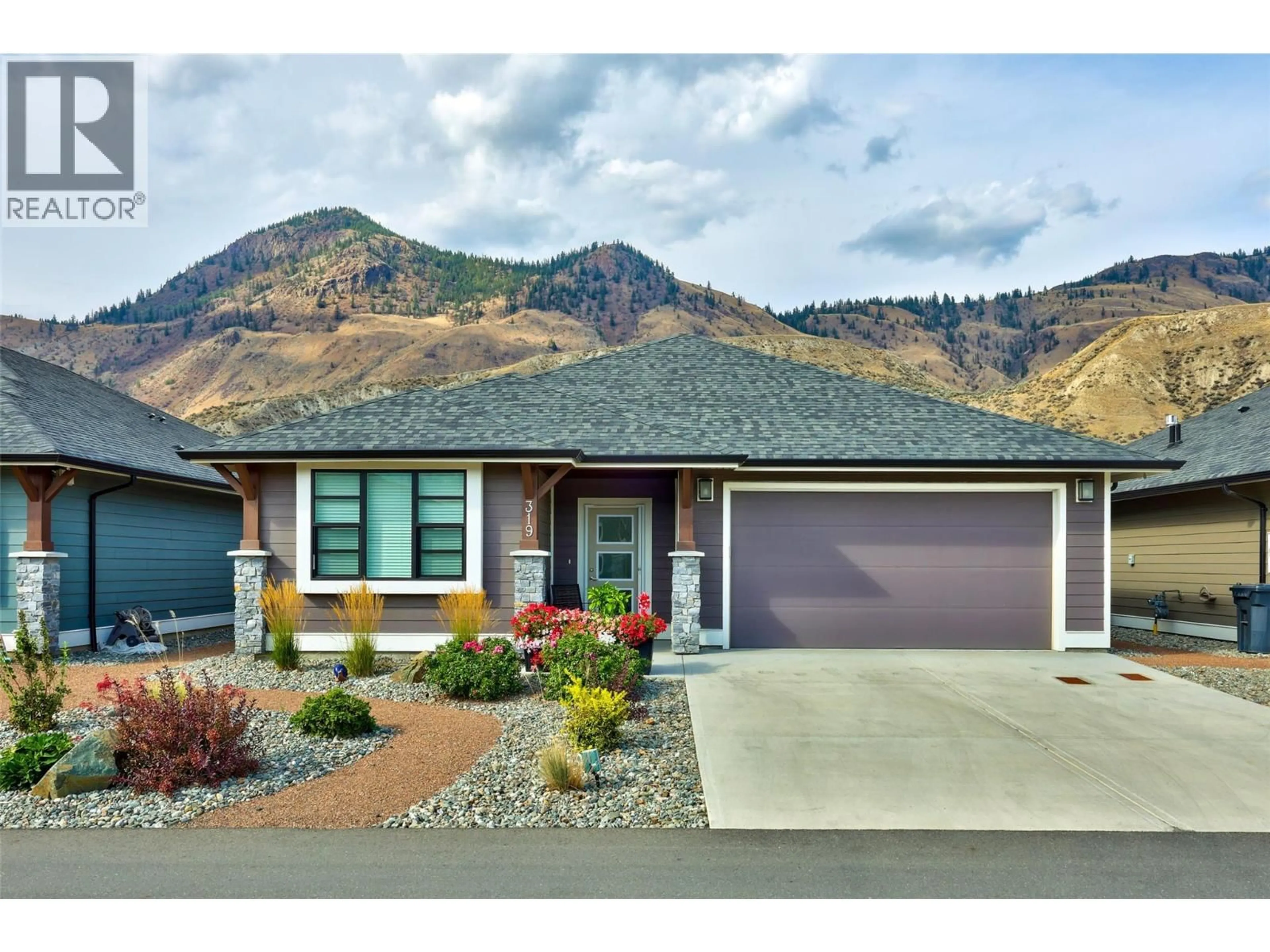 Home with vinyl exterior material, mountain view for 319 - 641 SHUSWAP  E ROAD, Kamloops British Columbia V2H0E2
