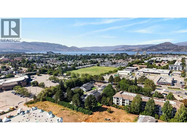 104 - 3155 GORDON DRIVE, Kelowna 5