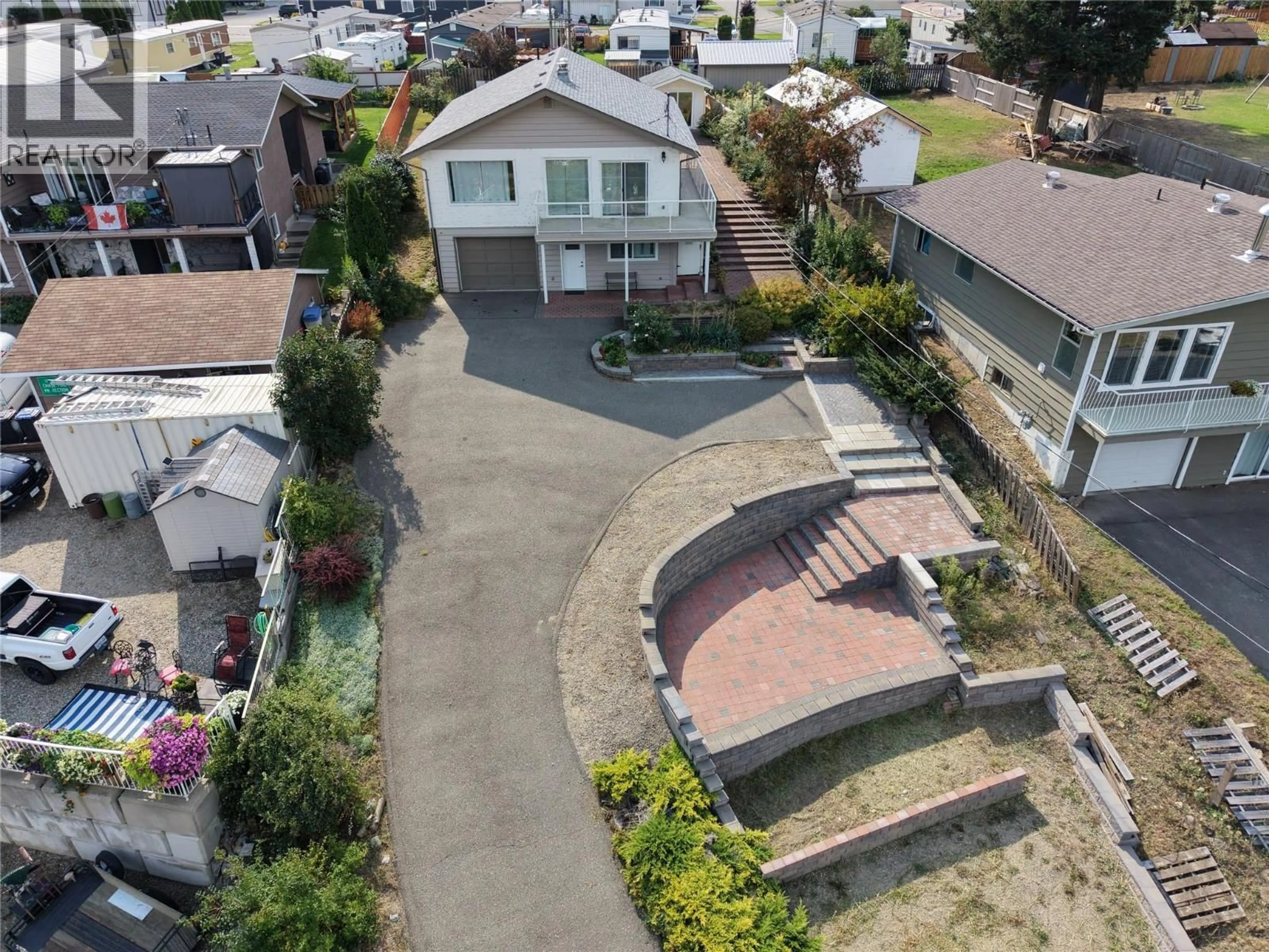 A pic from outside/outdoor area/front of a property/back of a property/a pic from drone, street for 1225 BAY DRIVE, Chase British Columbia V0E1M0