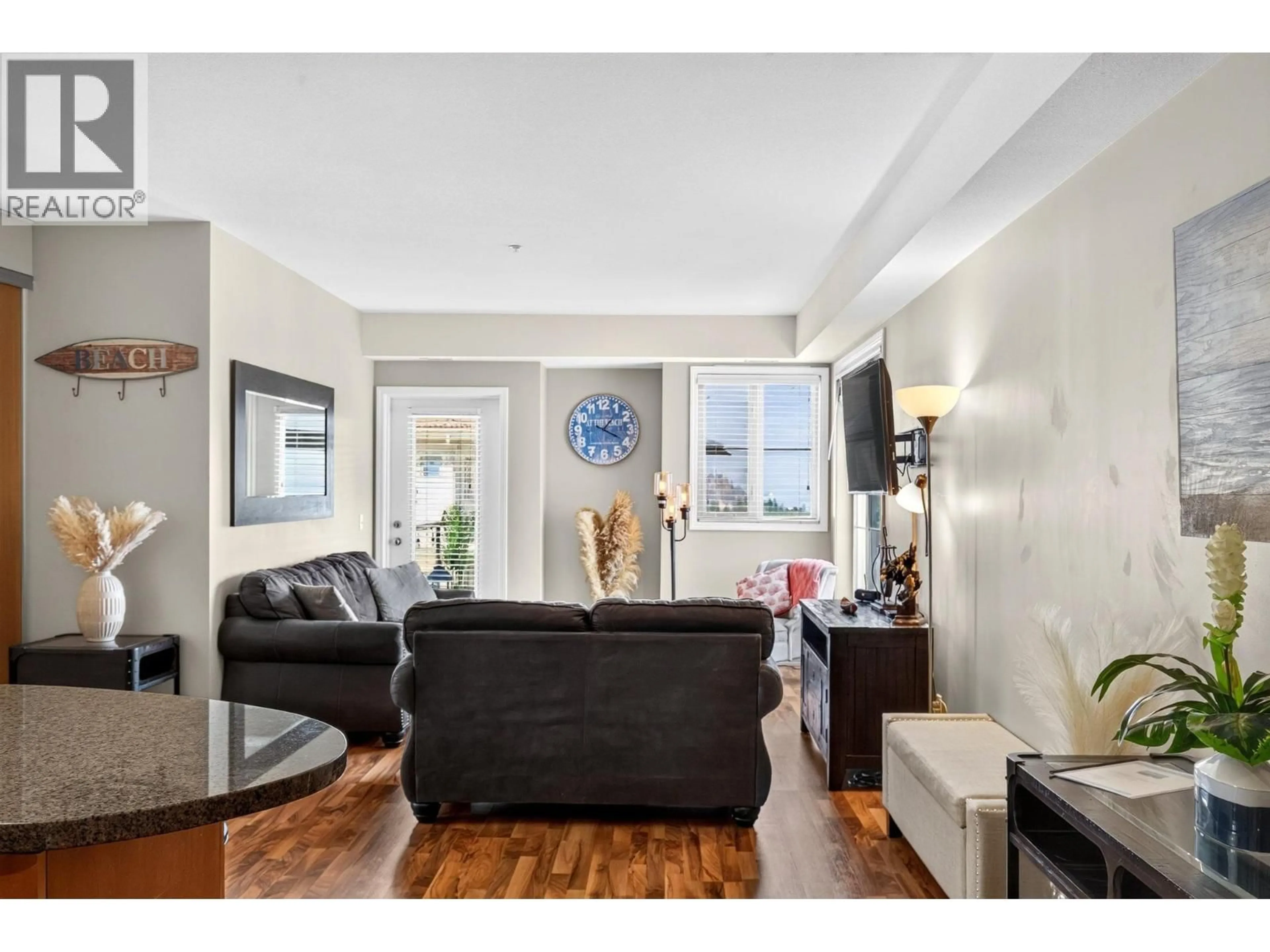Living room with furniture, unknown for 2521 - 1873 COUNTRY CLUB DRIVE, Kelowna British Columbia V1V2W6