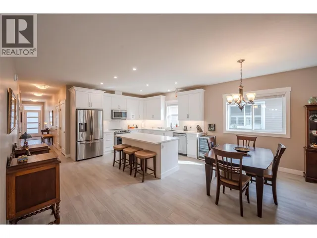 389 10TH AVENUE, Keremeos 2