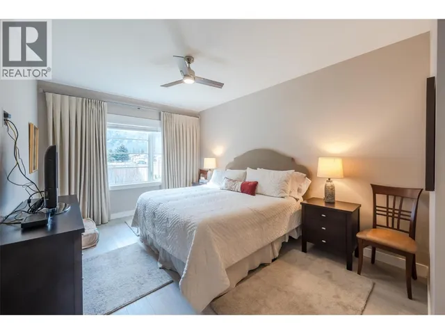 389 10TH AVENUE, Keremeos 5