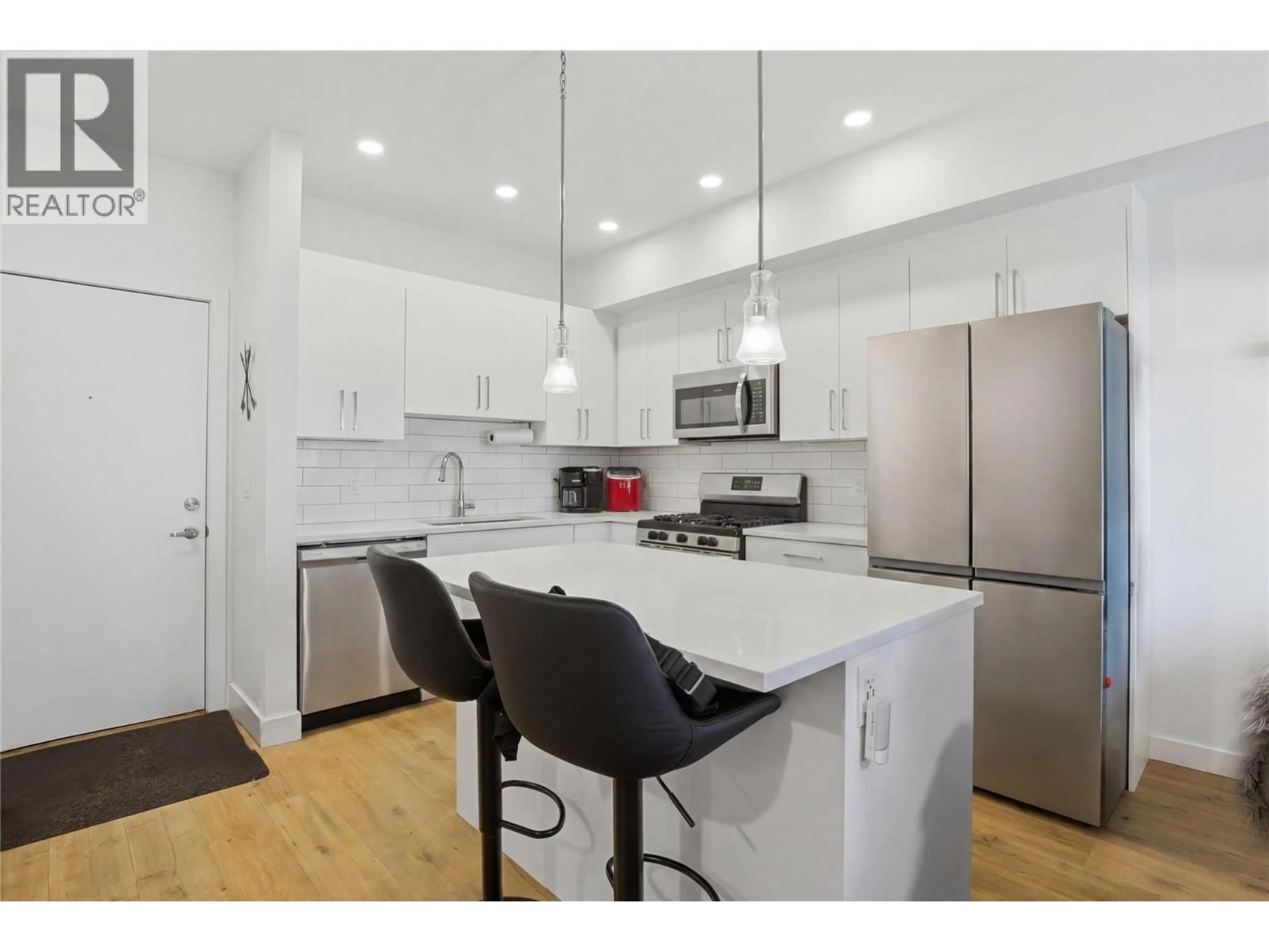 Open concept kitchen, unknown for 316 - 2046 ROBSON PLACE, Kamloops British Columbia V2E0A5