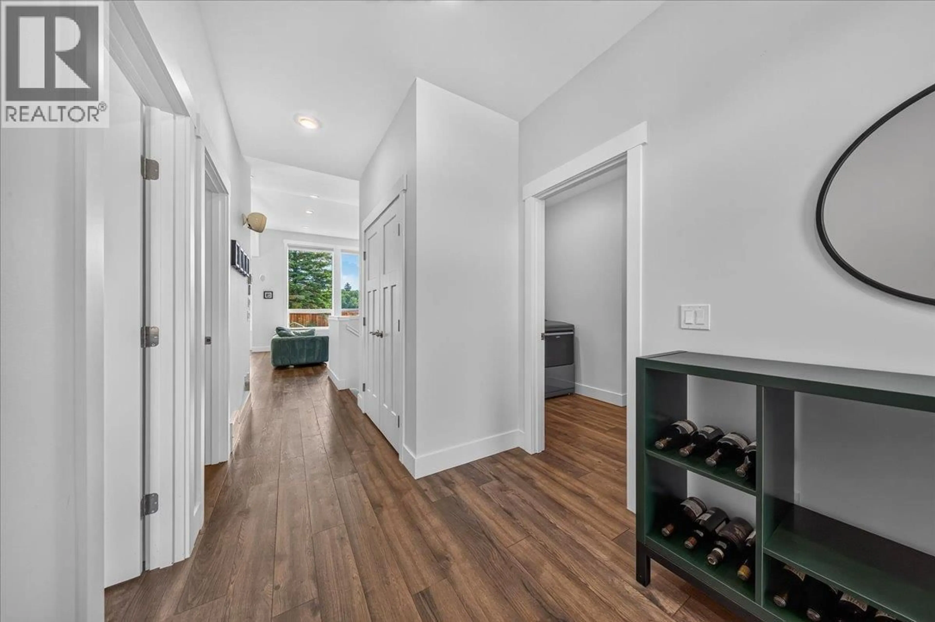 Indoor entryway for 1878 FOXWOOD TRAIL, Windermere British Columbia V0B2L2