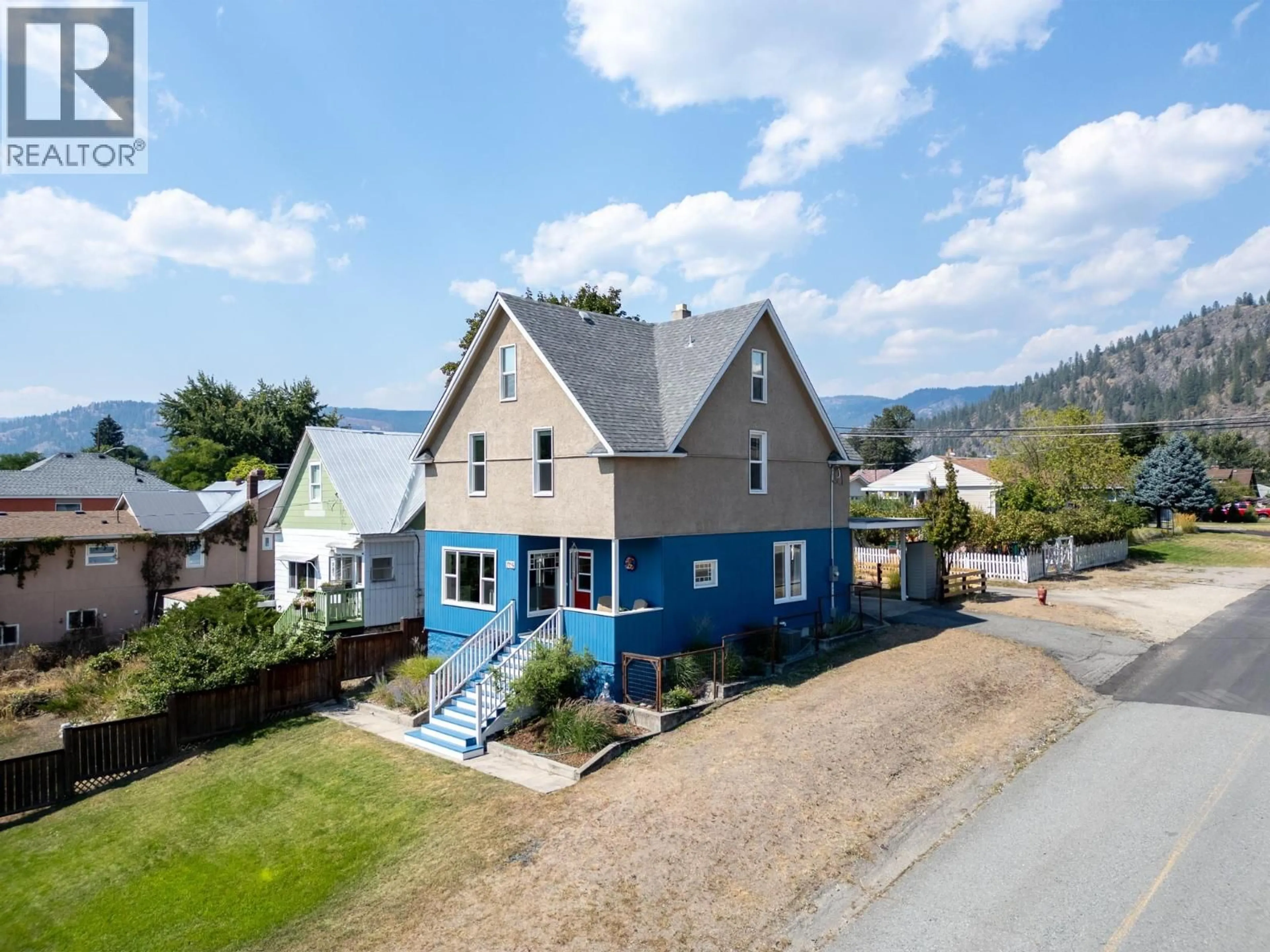 A pic from outside/outdoor area/front of a property/back of a property/a pic from drone, unknown for 715 72ND AVENUE, Grand Forks British Columbia V0H1H0