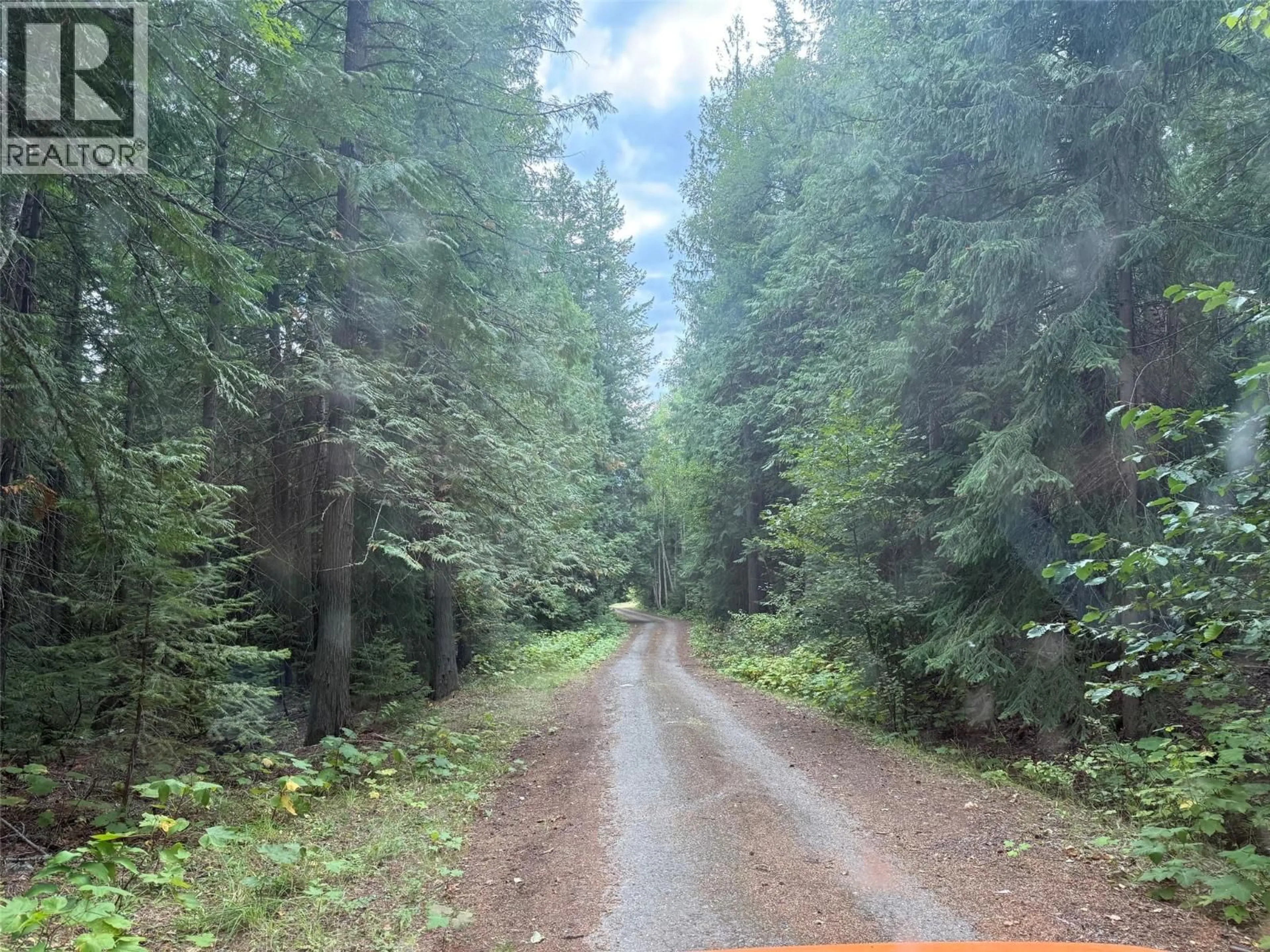 Blurry image for 3360 YELLOWHEAD HIGHWAY, Clearwater British Columbia V0E3A0