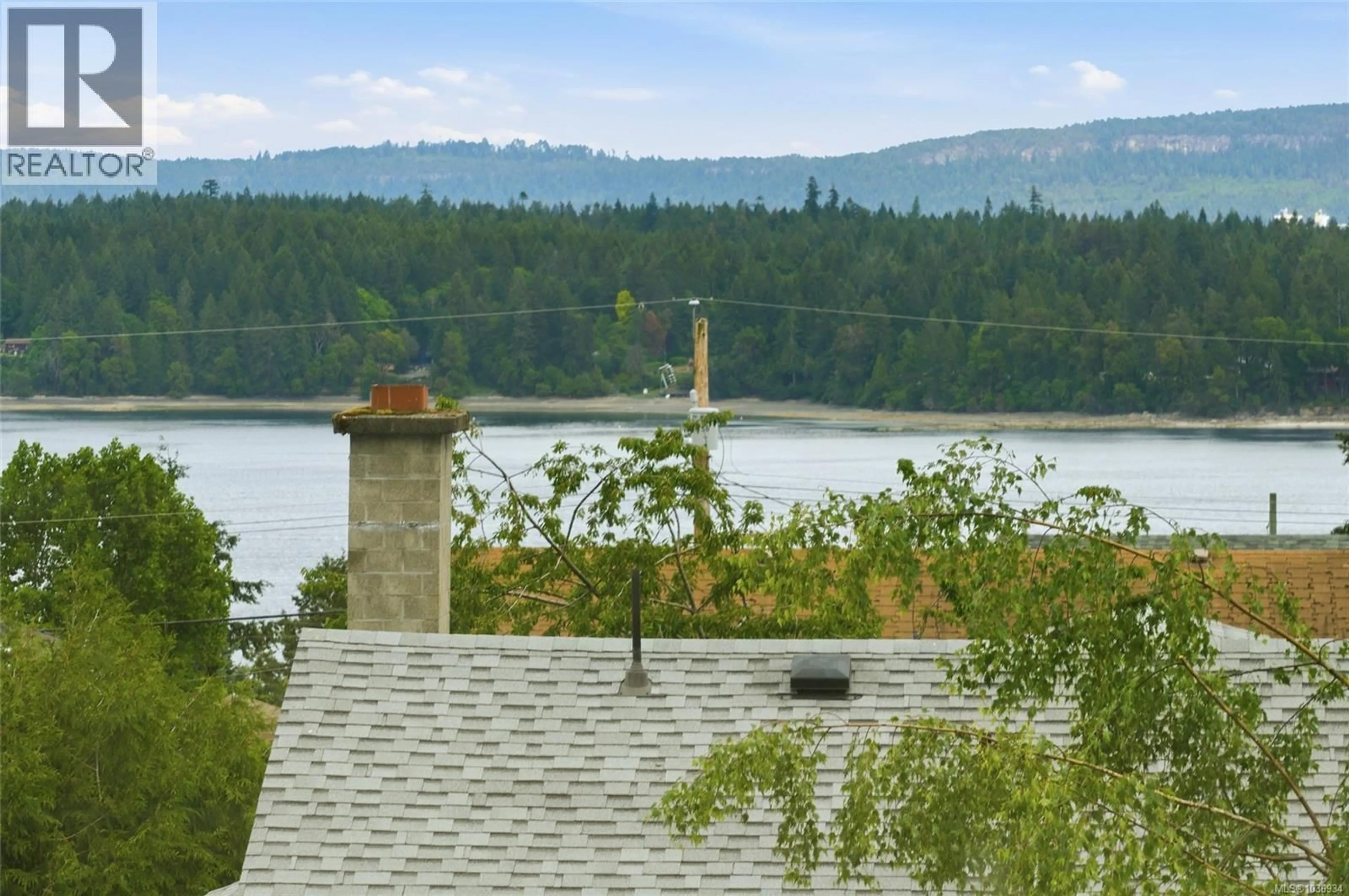 Patio, water/lake/river/ocean view for 430 DAVIS ROAD, Ladysmith British Columbia V9G1V5