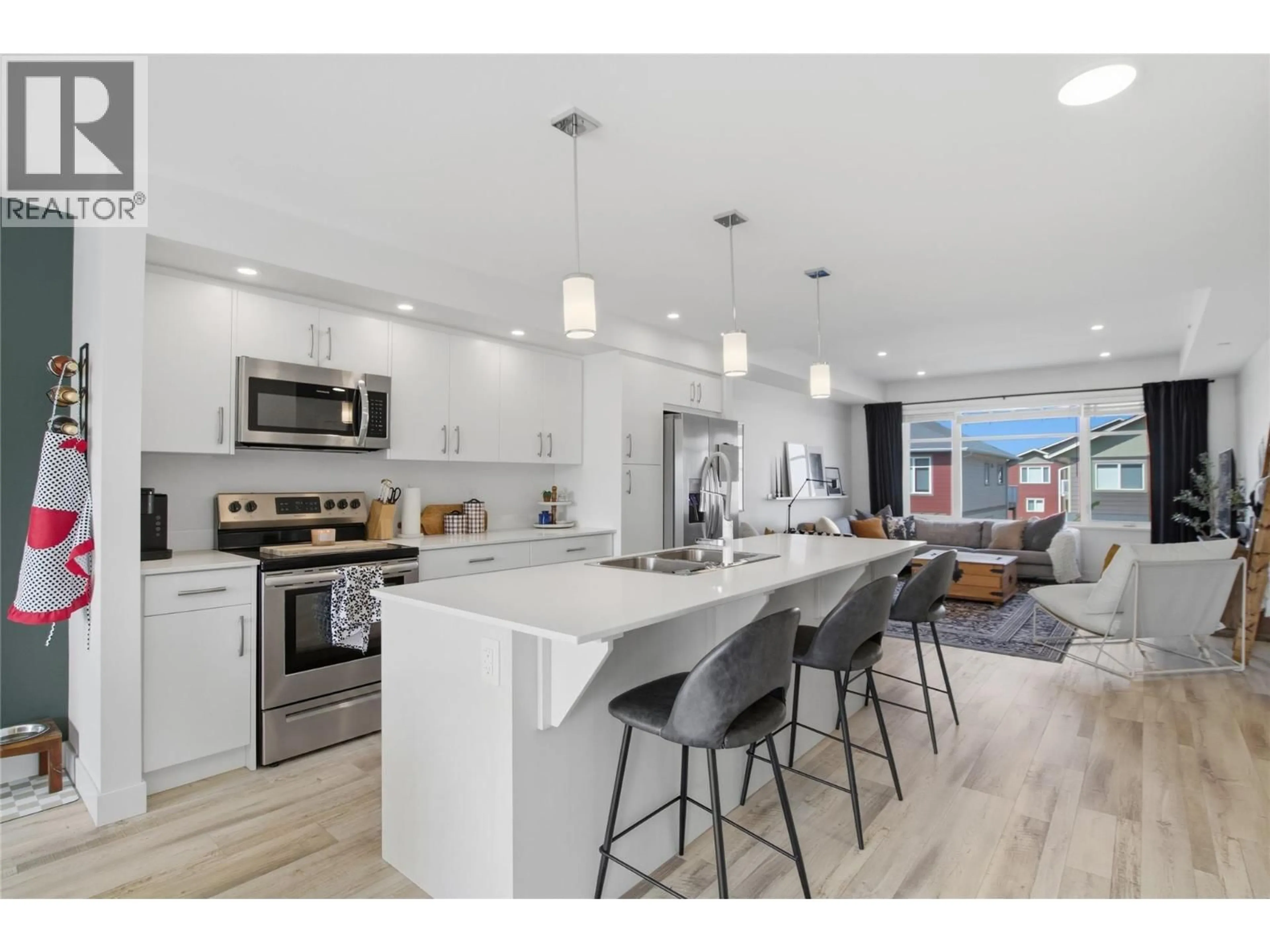 Open concept kitchen, unknown for 190 - 8800 DALLAS DRIVE, Kamloops British Columbia V2C6V4