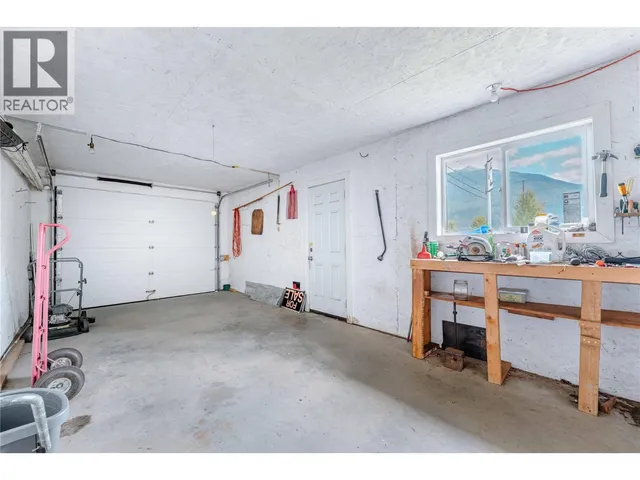 514 FOURTH STREET EAST, Revelstoke 5