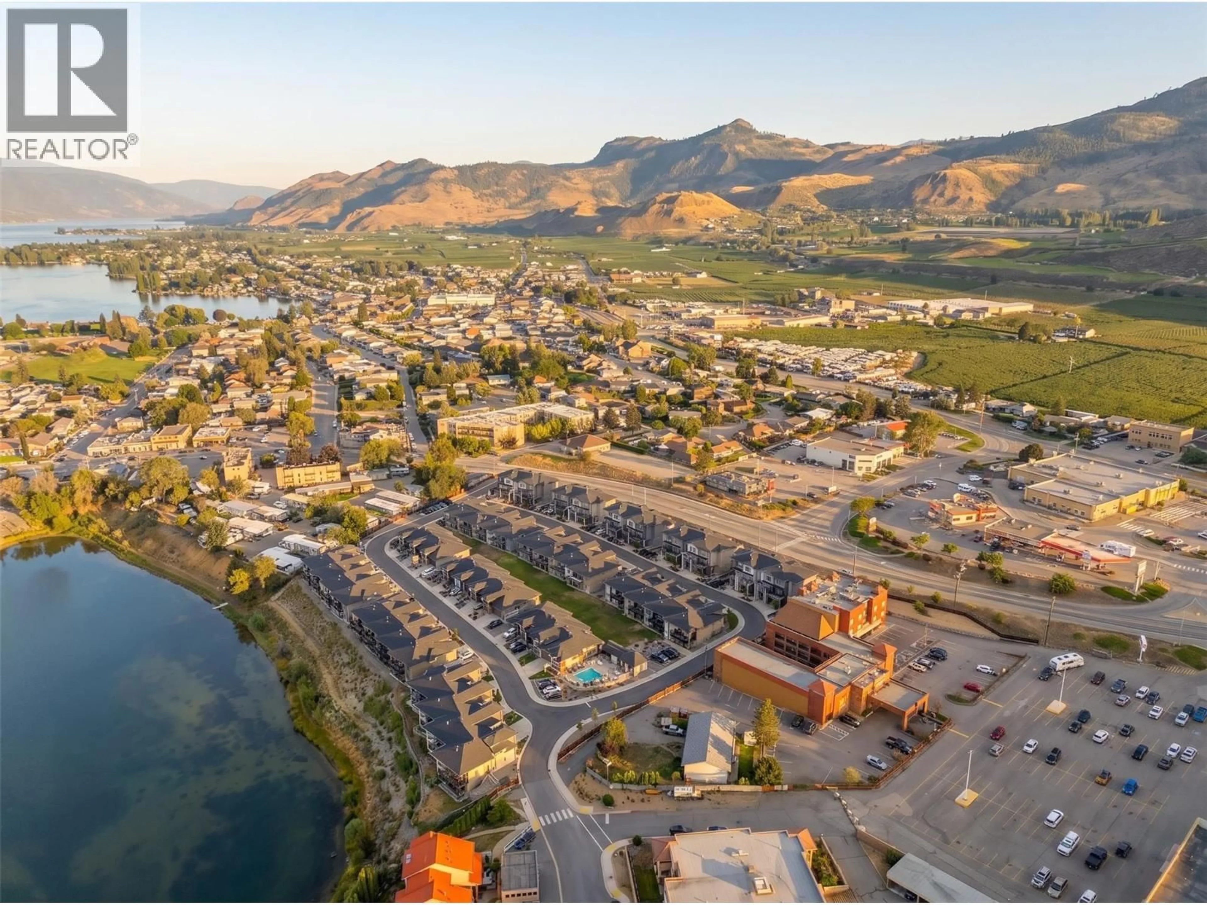 A pic from outside/outdoor area/front of a property/back of a property/a pic from drone, mountain view for 25 - 8000 VEDETTE DRIVE, Osoyoos British Columbia V0H1V2
