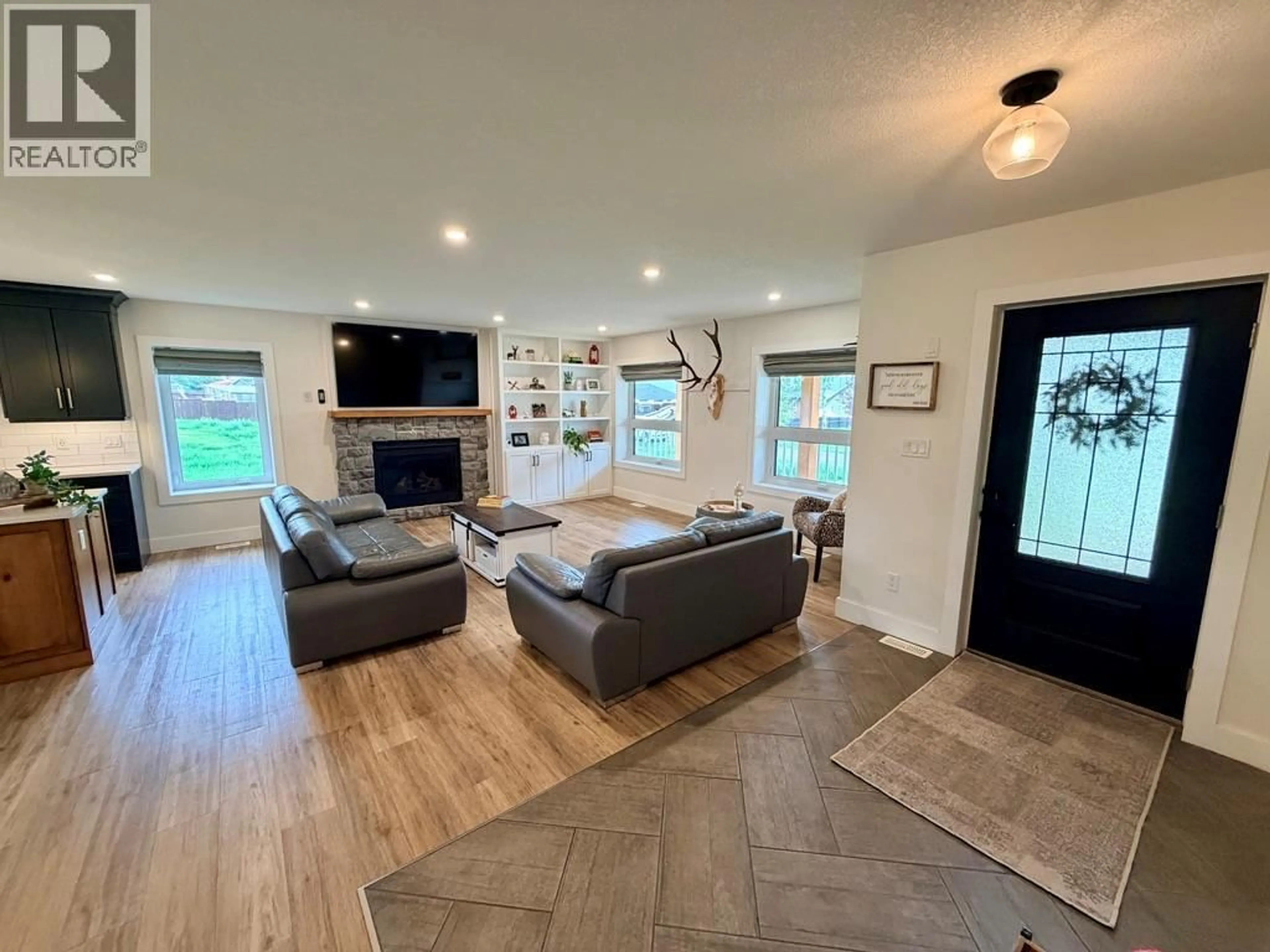 Living room with furniture, unknown for 5308 49 STREET, Pouce Coupe British Columbia V0C2C0