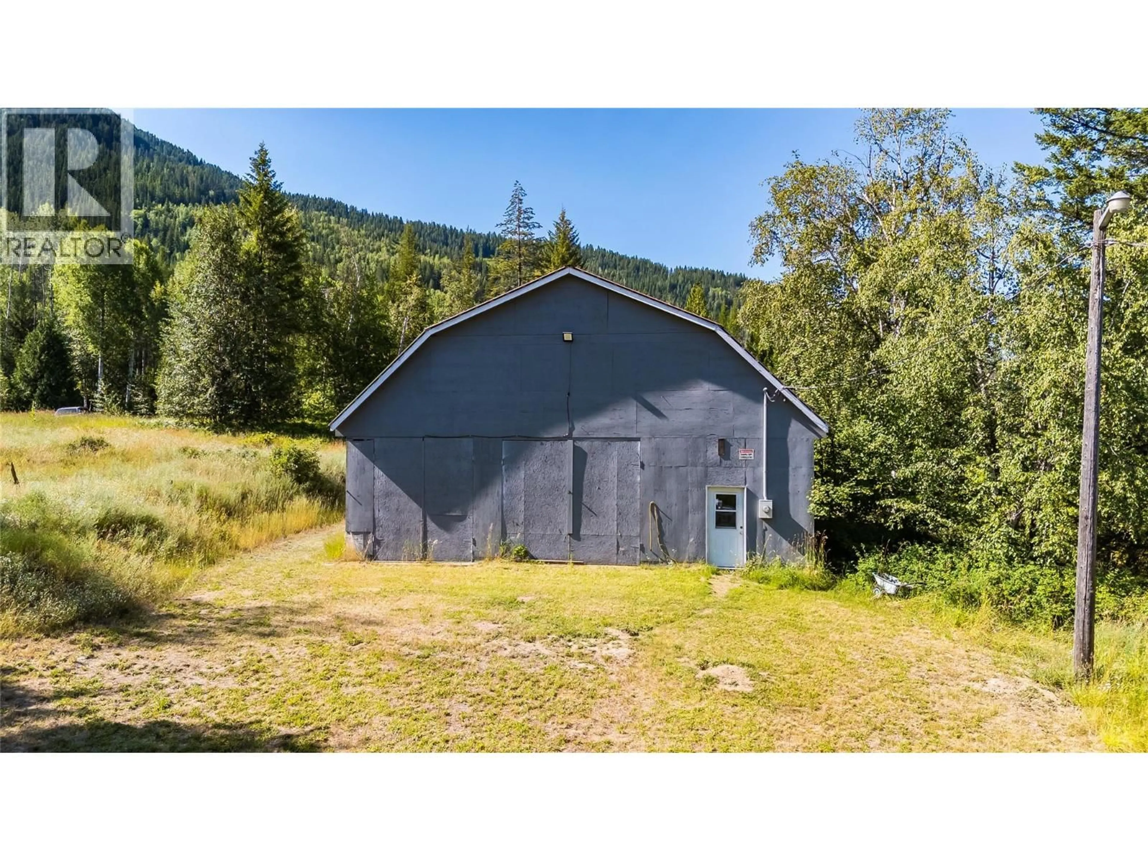 Shed for 1076 COLUMBIA GARDENS ROAD, Fruitvale British Columbia V0G1L1