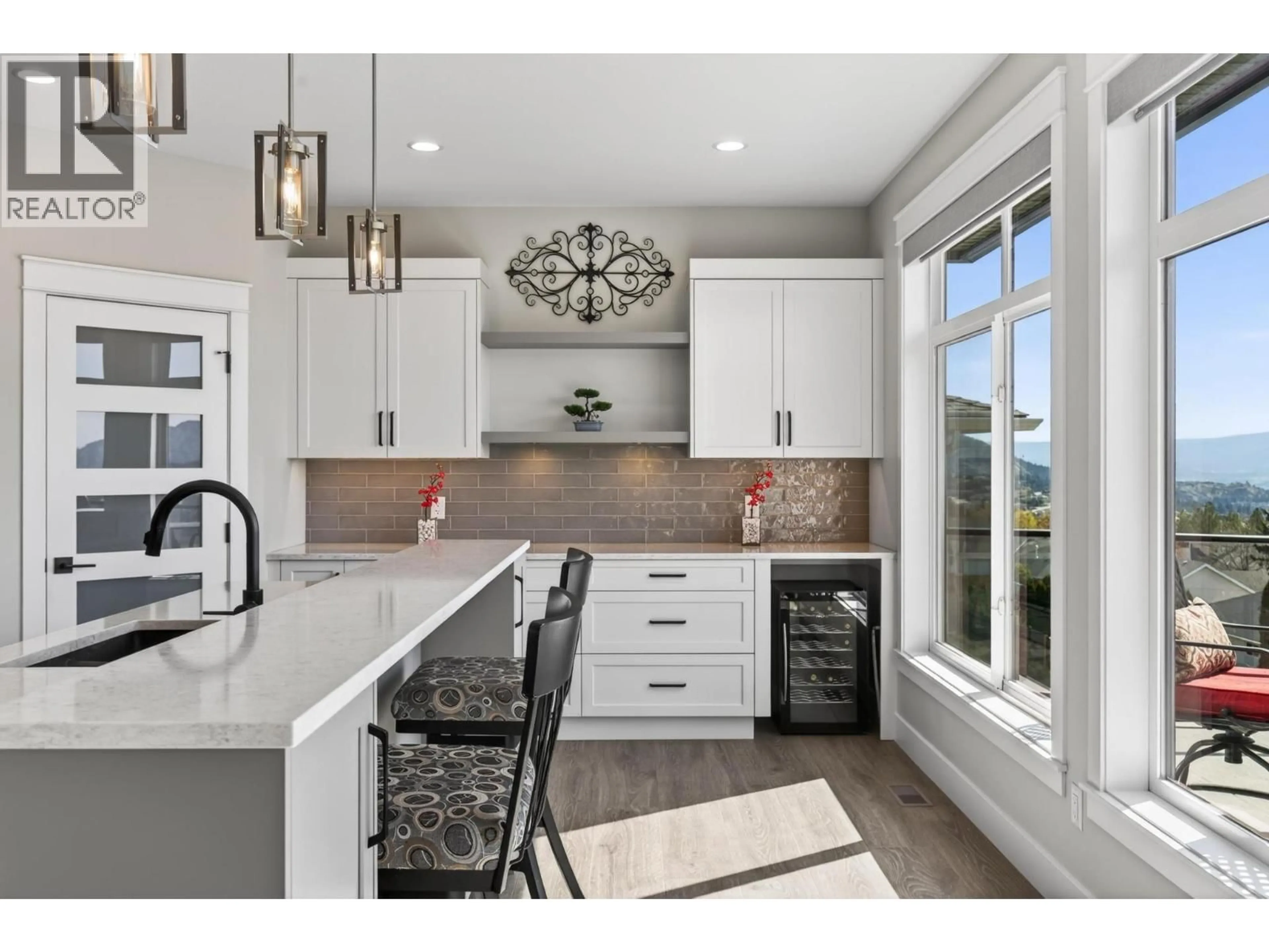 Open concept kitchen, unknown for 2847 COPPER RIDGE DRIVE, West Kelowna British Columbia V4T0E7