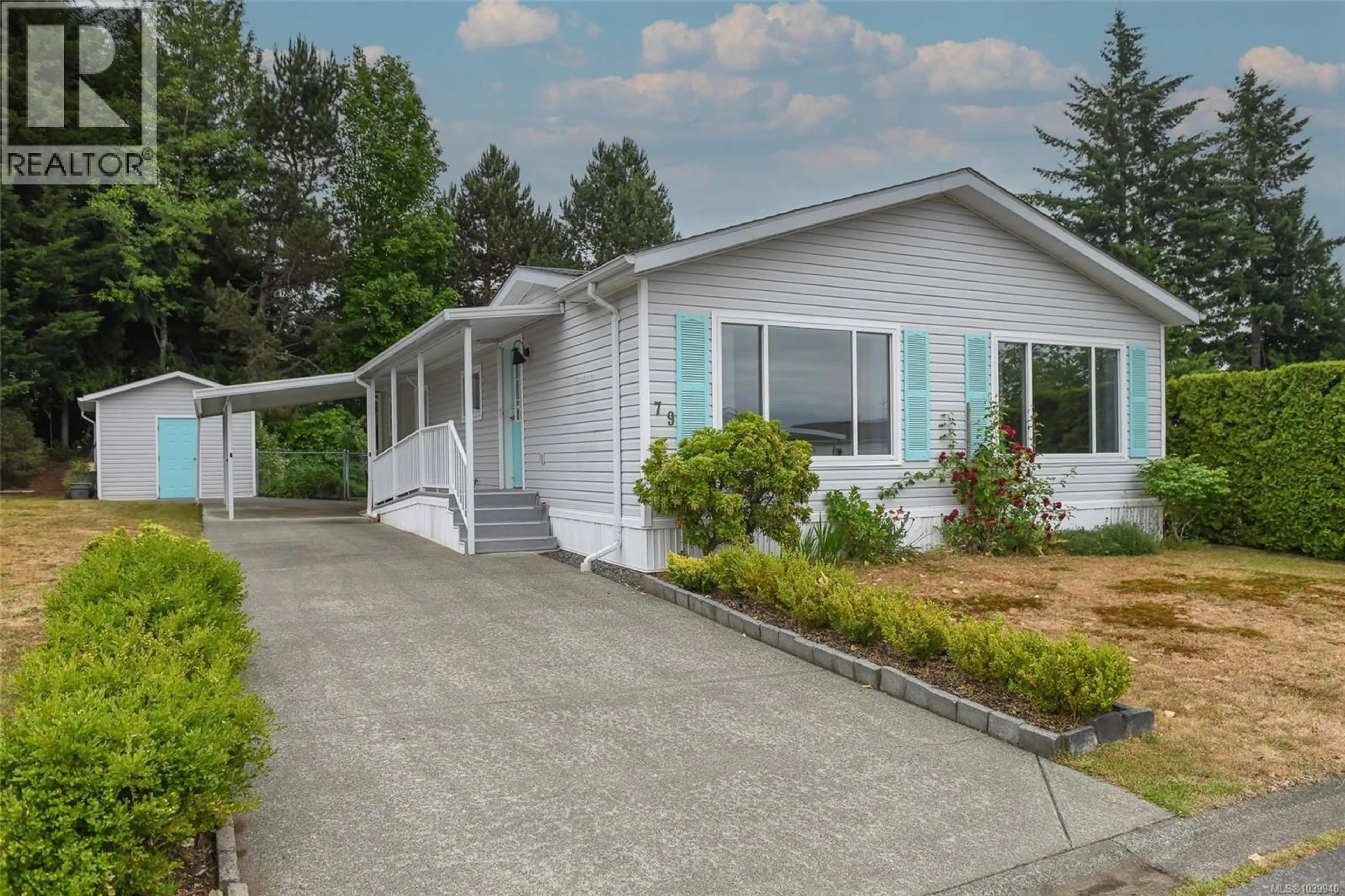 Home with vinyl exterior material, street for 79 - 4714 MUIR ROAD, Courtenay British Columbia V9N8Z6