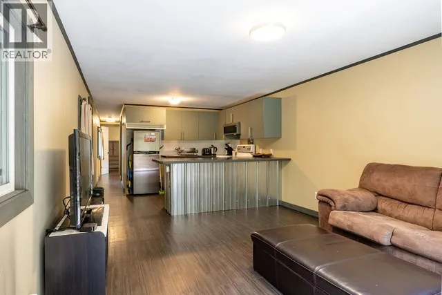 4 - 1079 LUNDELL ROAD, Revelstoke 3