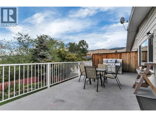 2080 MCKENZIE ROAD, Kelowna 2