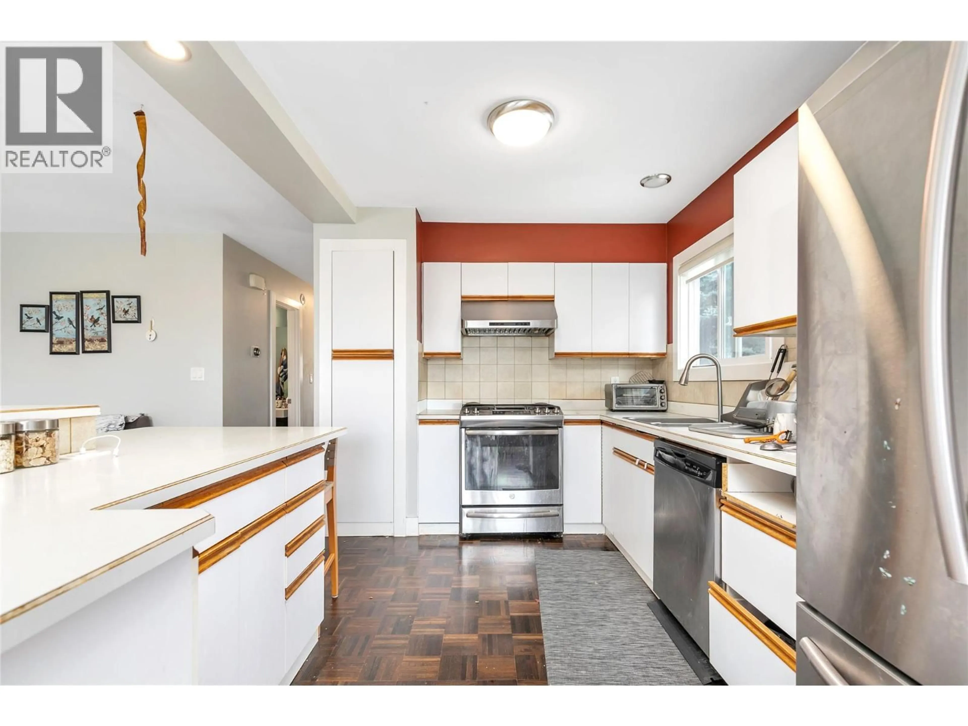 Open concept kitchen, unknown for 2080 MCKENZIE ROAD, Kelowna British Columbia V1P1A6