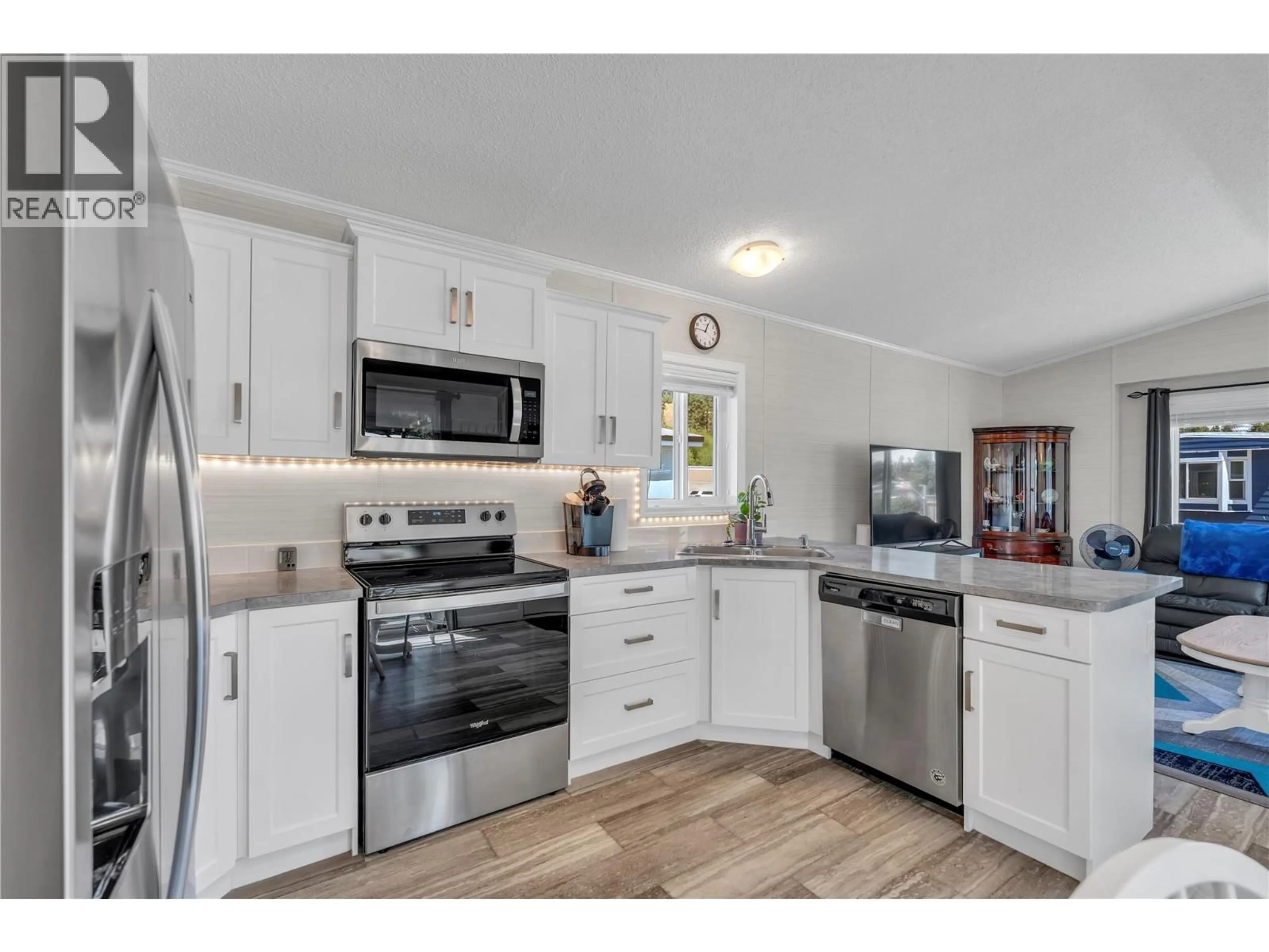 Open concept kitchen, unknown for 33 - 473 CORINA AVE OTHER, Princeton British Columbia V0X1W0