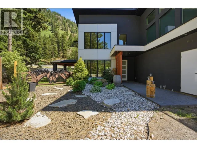 1015 PAQUETTE ROAD, Chase 3