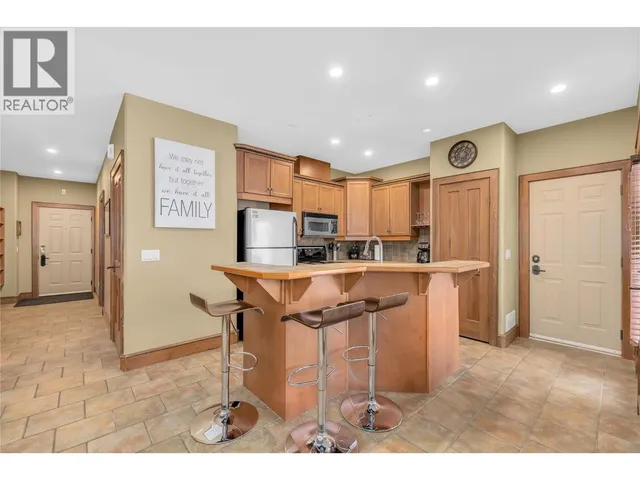 6B - 5075 SNOWBIRD WAY, Big White 2