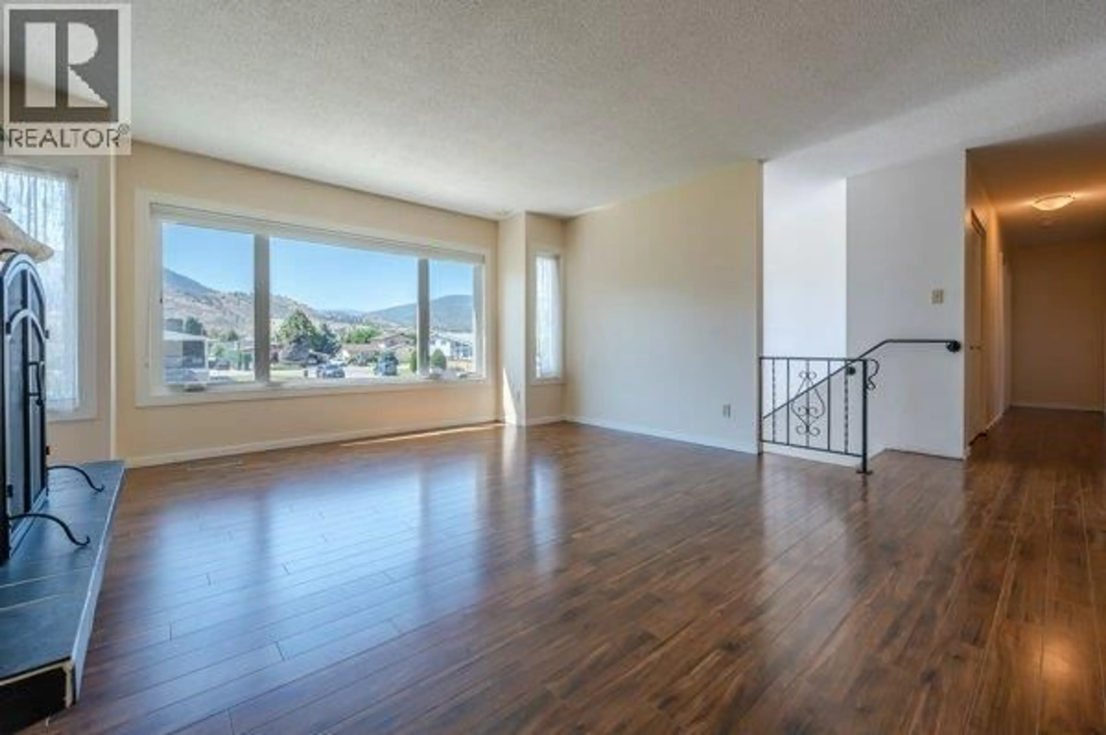 A pic of a room for 144 MCGRAW COURT, Penticton British Columbia V2A6Y6