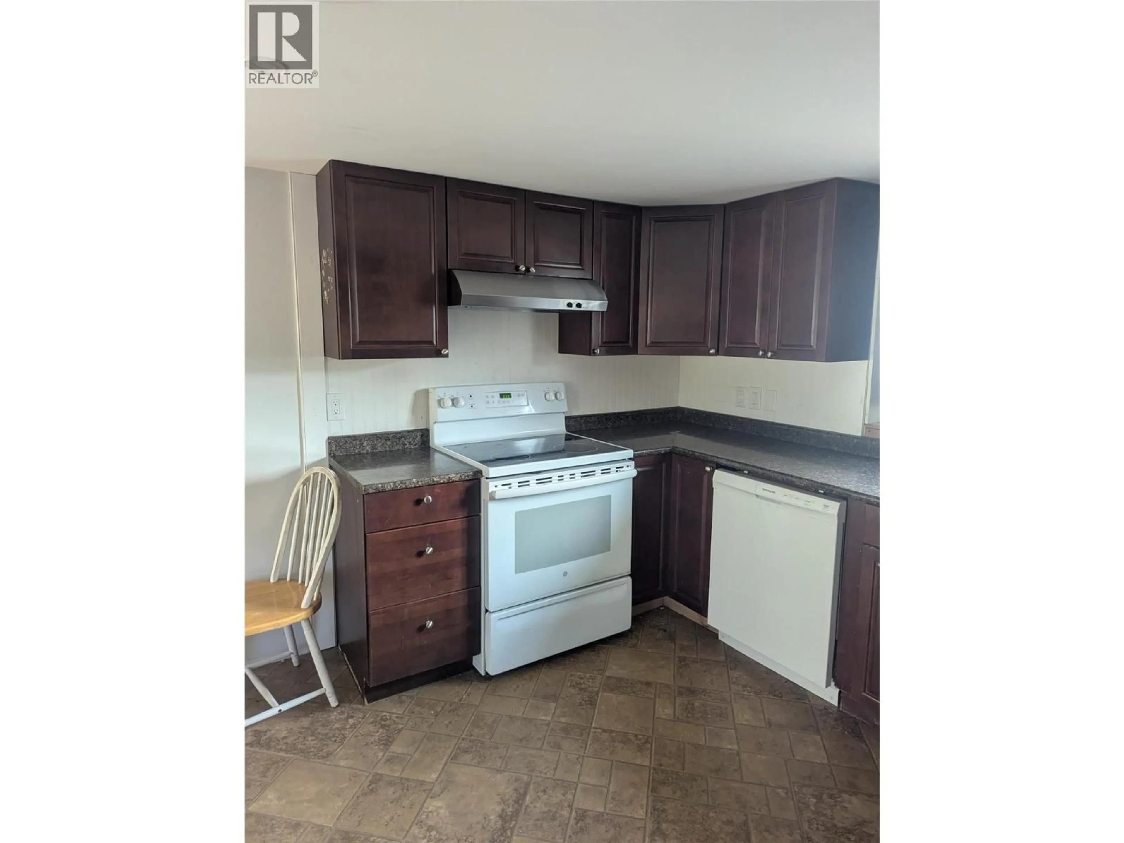 Standard kitchen, unknown for 39 - 1214 OKANAGAN AVENUE, Chase British Columbia V0E1M0