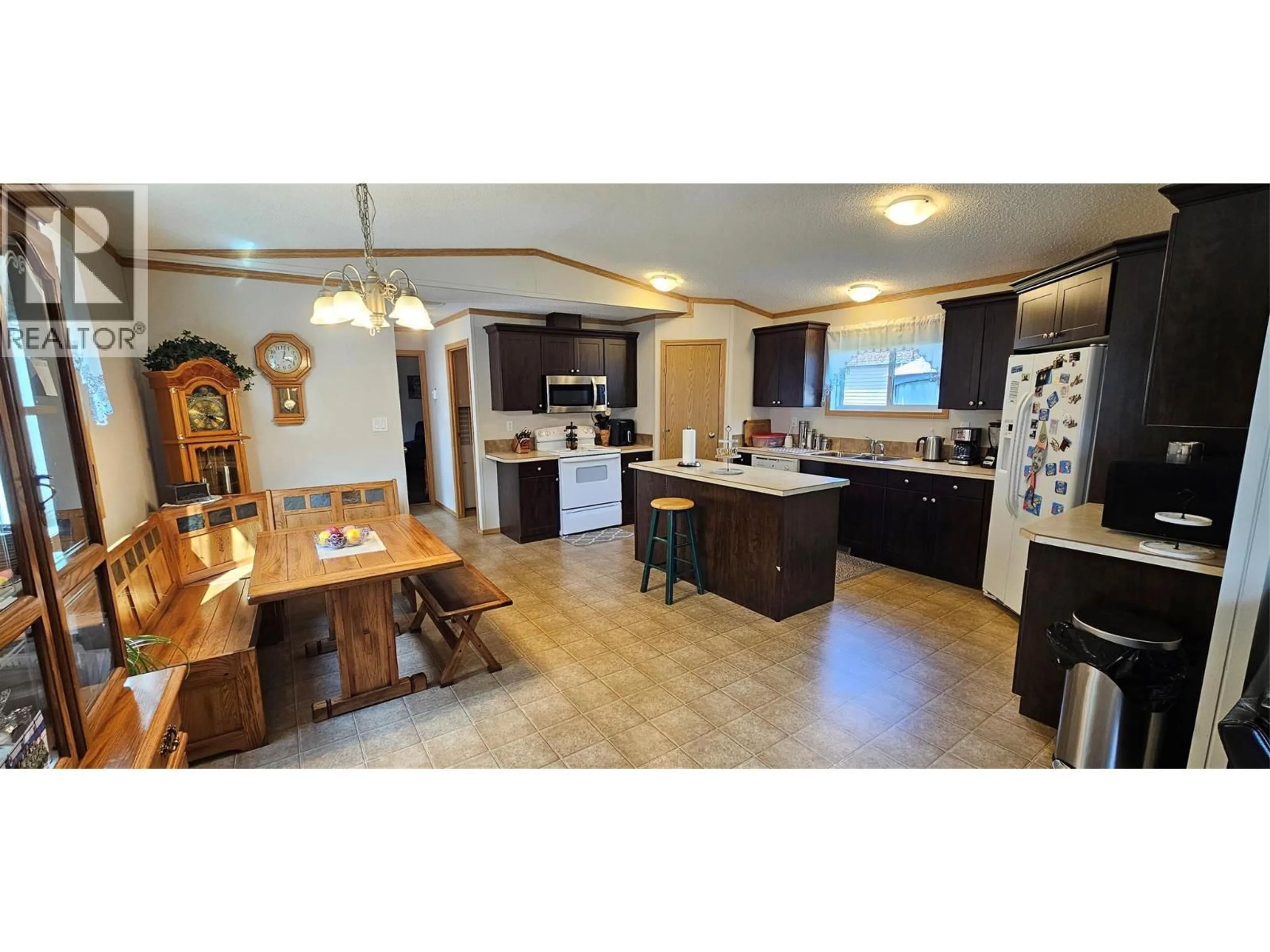 Open concept kitchen, unknown for 151 - 100 ASPEN DRIVE, Sparwood British Columbia V0B2G0