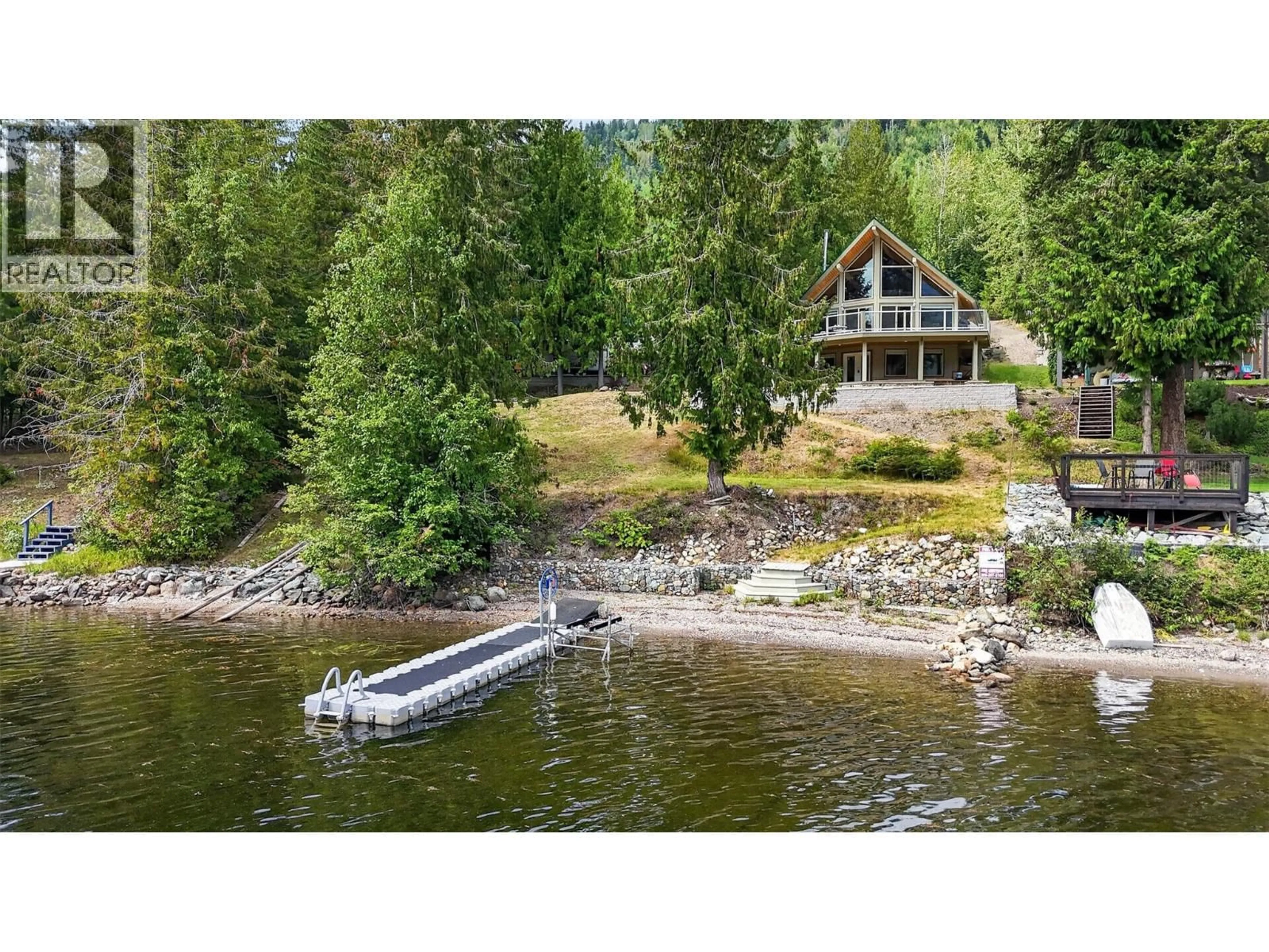 A pic from outside/outdoor area/front of a property/back of a property/a pic from drone, water/lake/river/ocean view for 17 - 7540 RUSSEL FSR CREEK, Barriere British Columbia V0E0A9