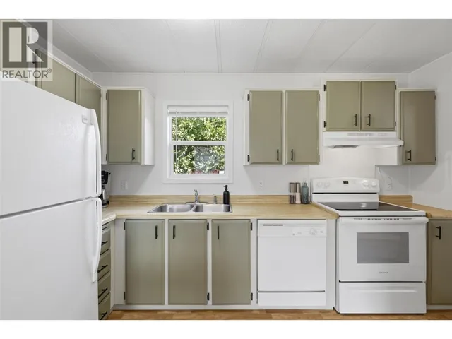 6941 WATSON DRIVE EAST, Kamloops 5