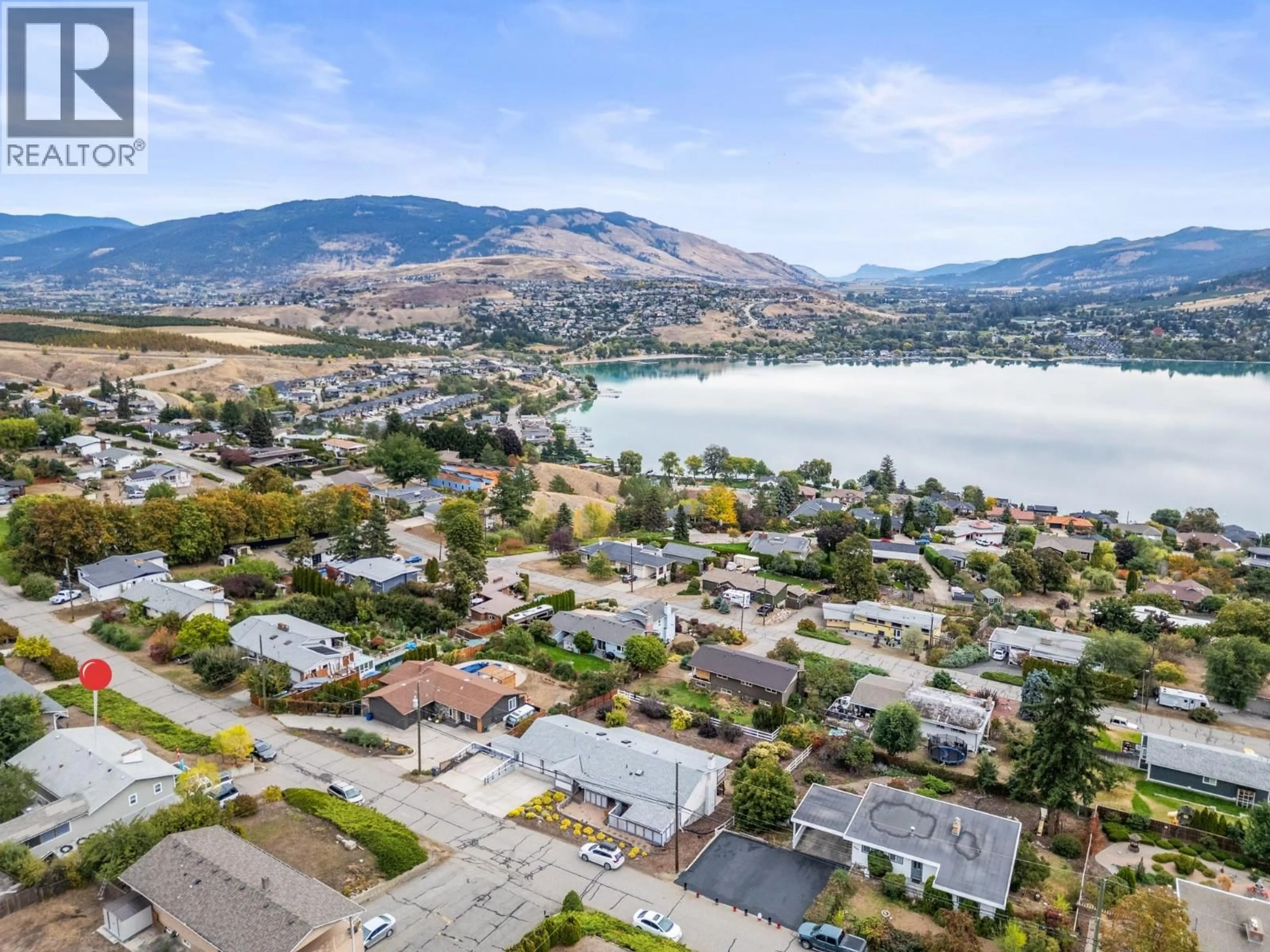 A pic from outside/outdoor area/front of a property/back of a property/a pic from drone, water/lake/river/ocean view for 8404 LAKEVIEW DRIVE, Coldstream British Columbia V1B1W3