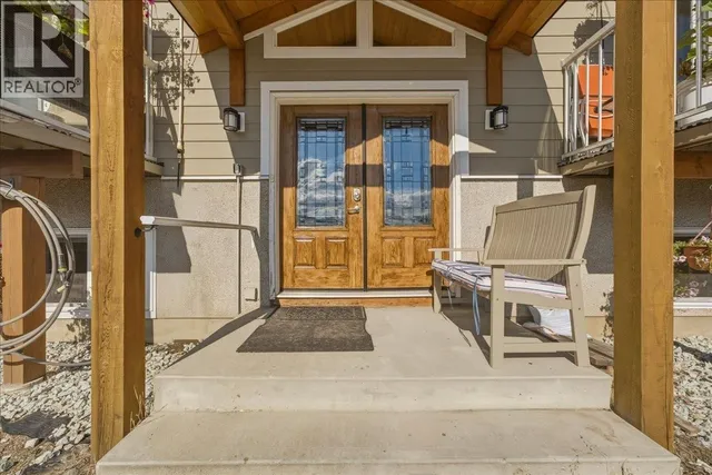 8404 LAKEVIEW DRIVE, Coldstream 5