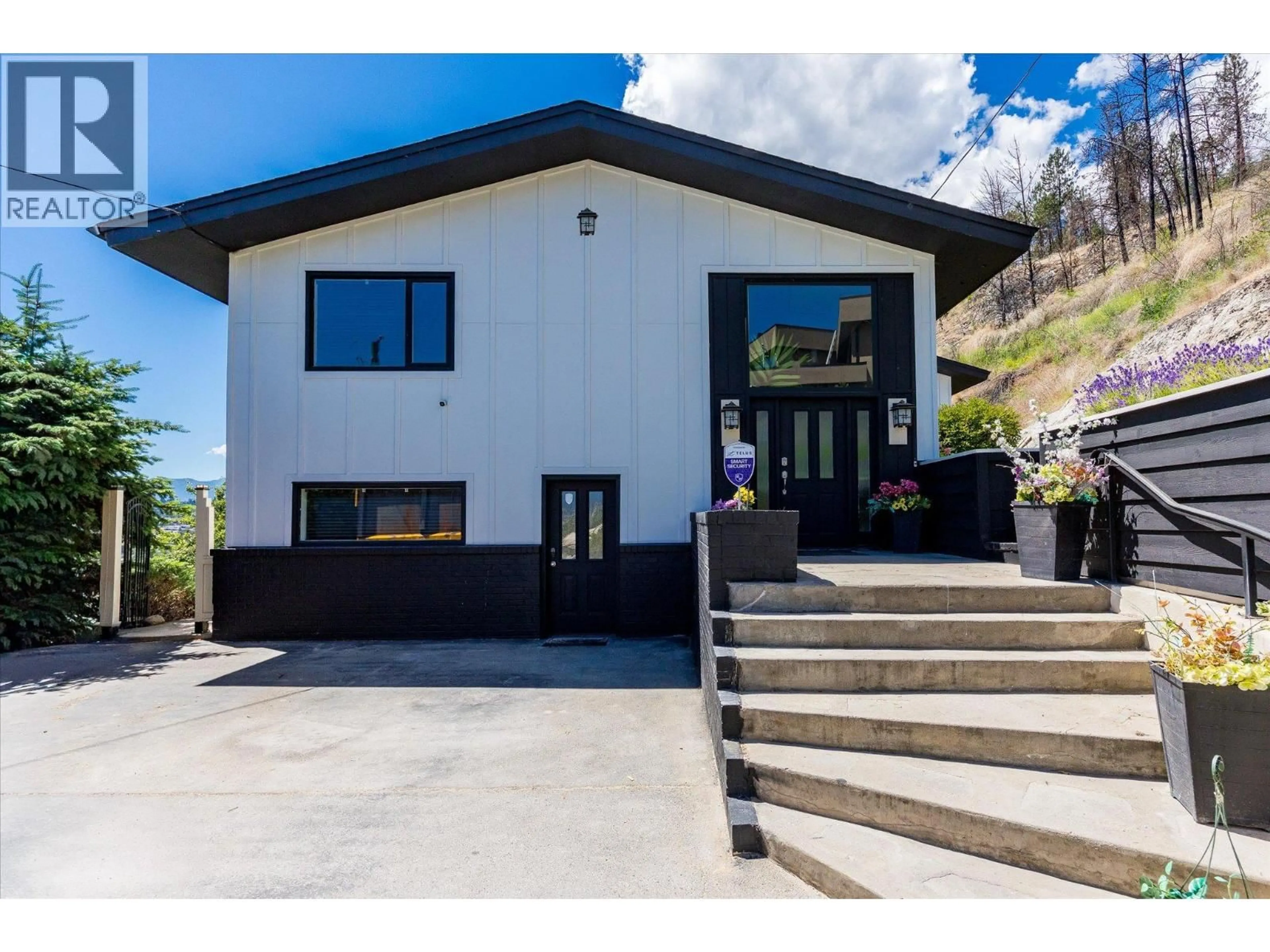 Unknown for 1084 WESTSIDE ROAD SOUTH, West Kelowna British Columbia V1Z3S1