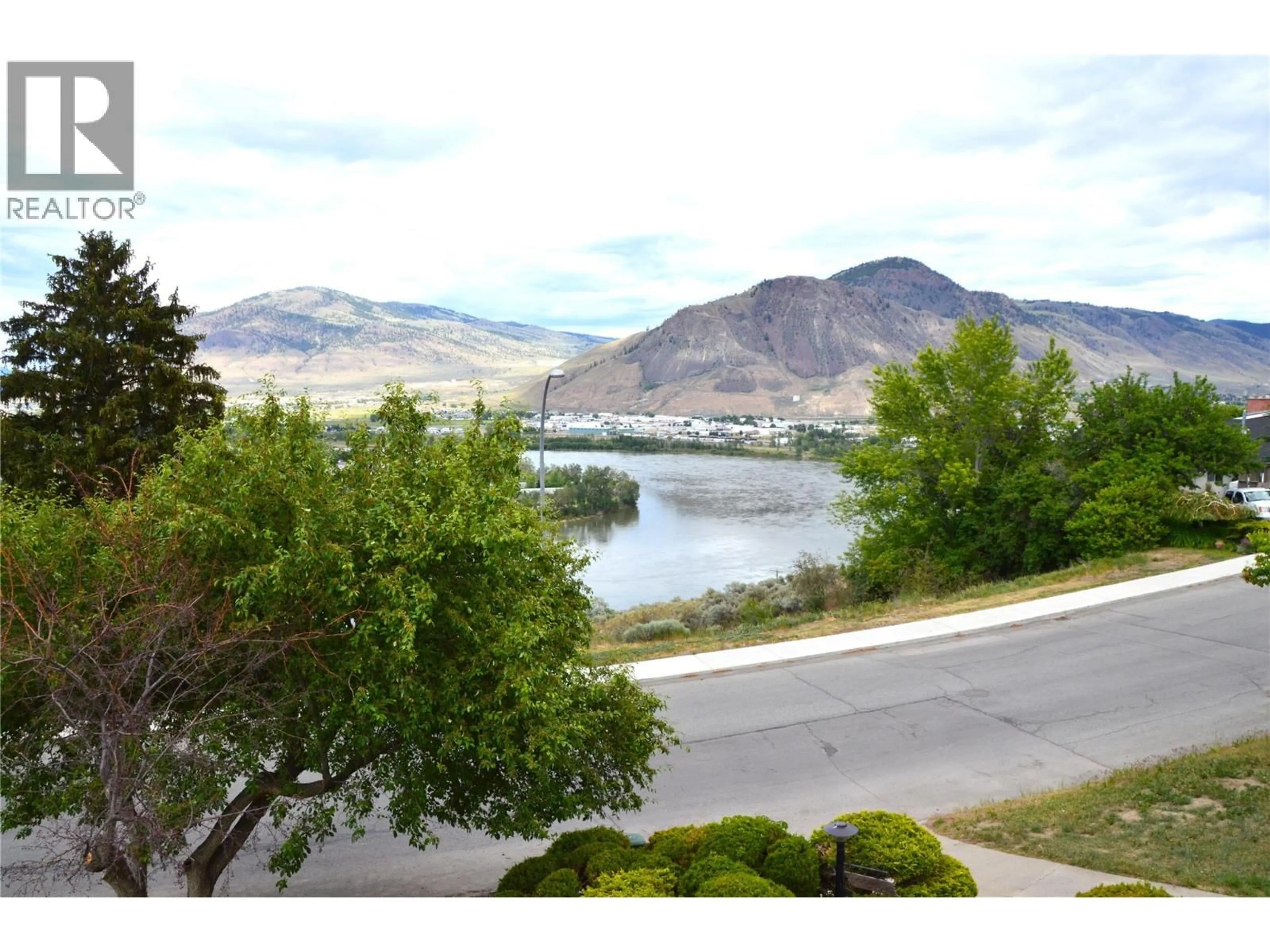 Unknown for 507 STRATHCONA TERRACE, Kamloops British Columbia V2C1C2