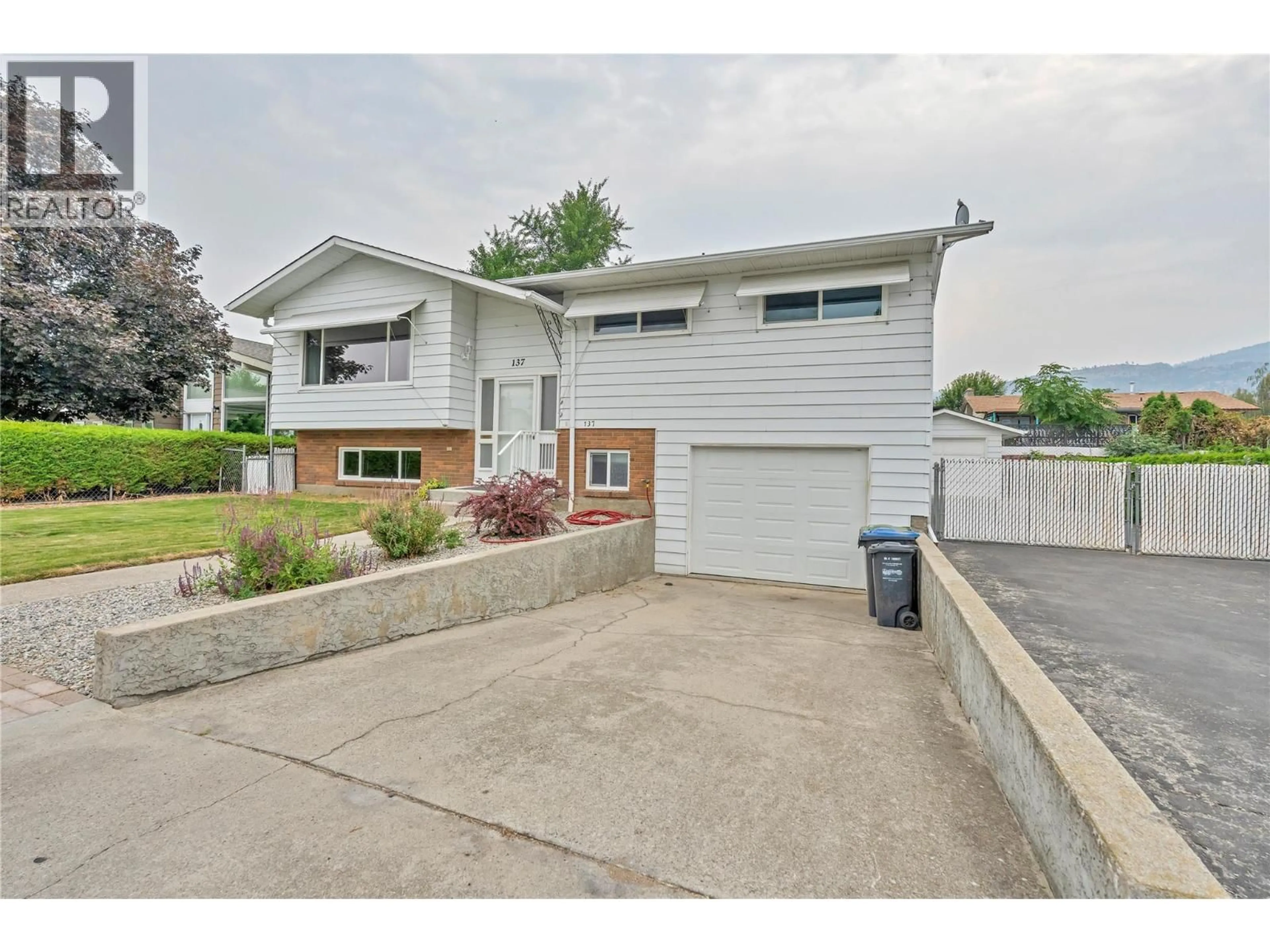 Unknown for 137 MURRAY DRIVE, Penticton British Columbia V2A6W7