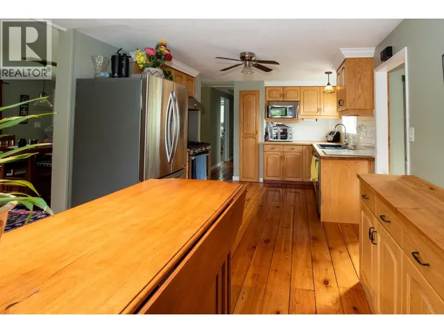 502 MARSHALL ROAD, Merritt 3