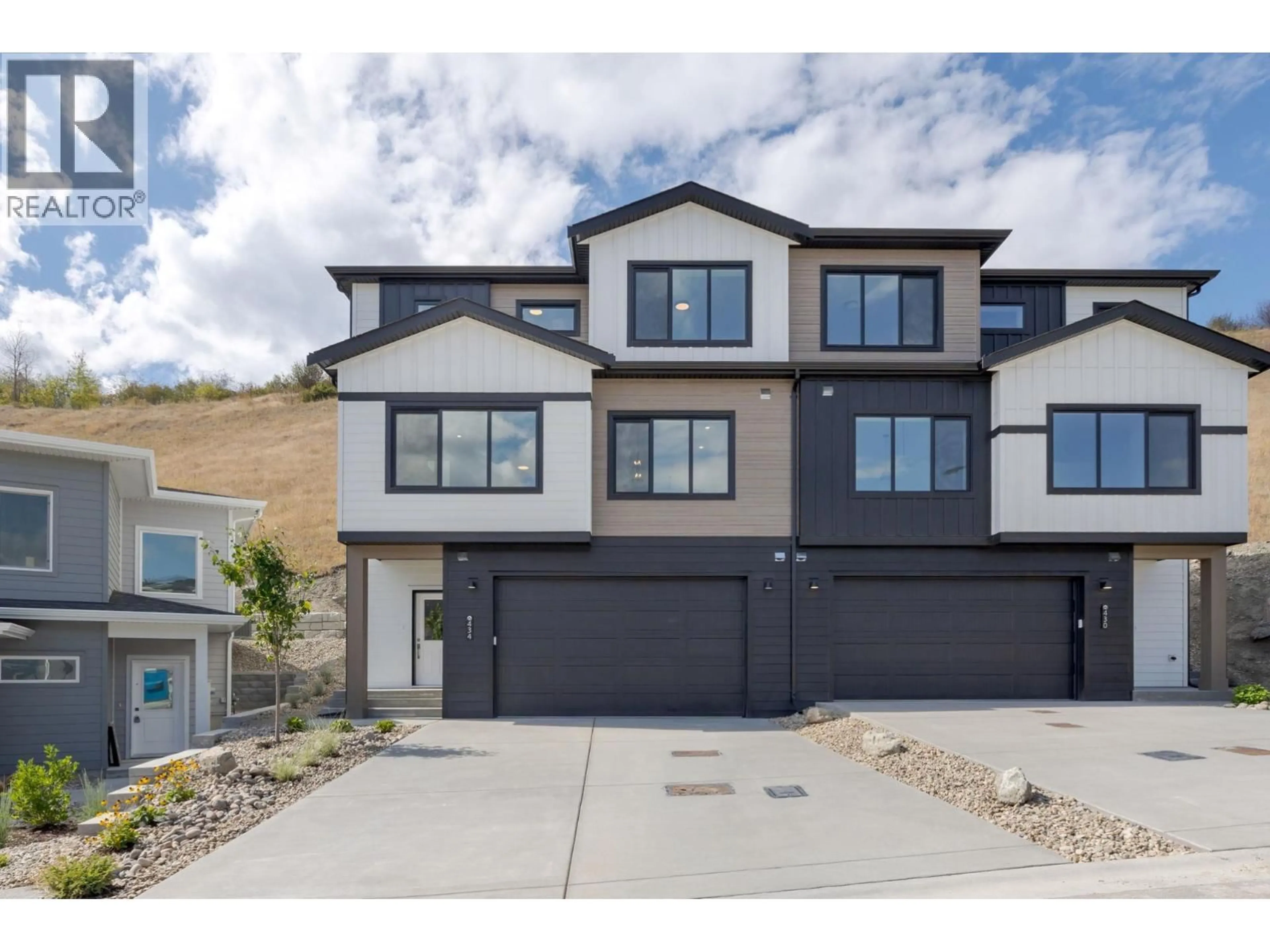 Unknown for 434 ARROWLEAF RISE, Coldstream British Columbia V1B2M4