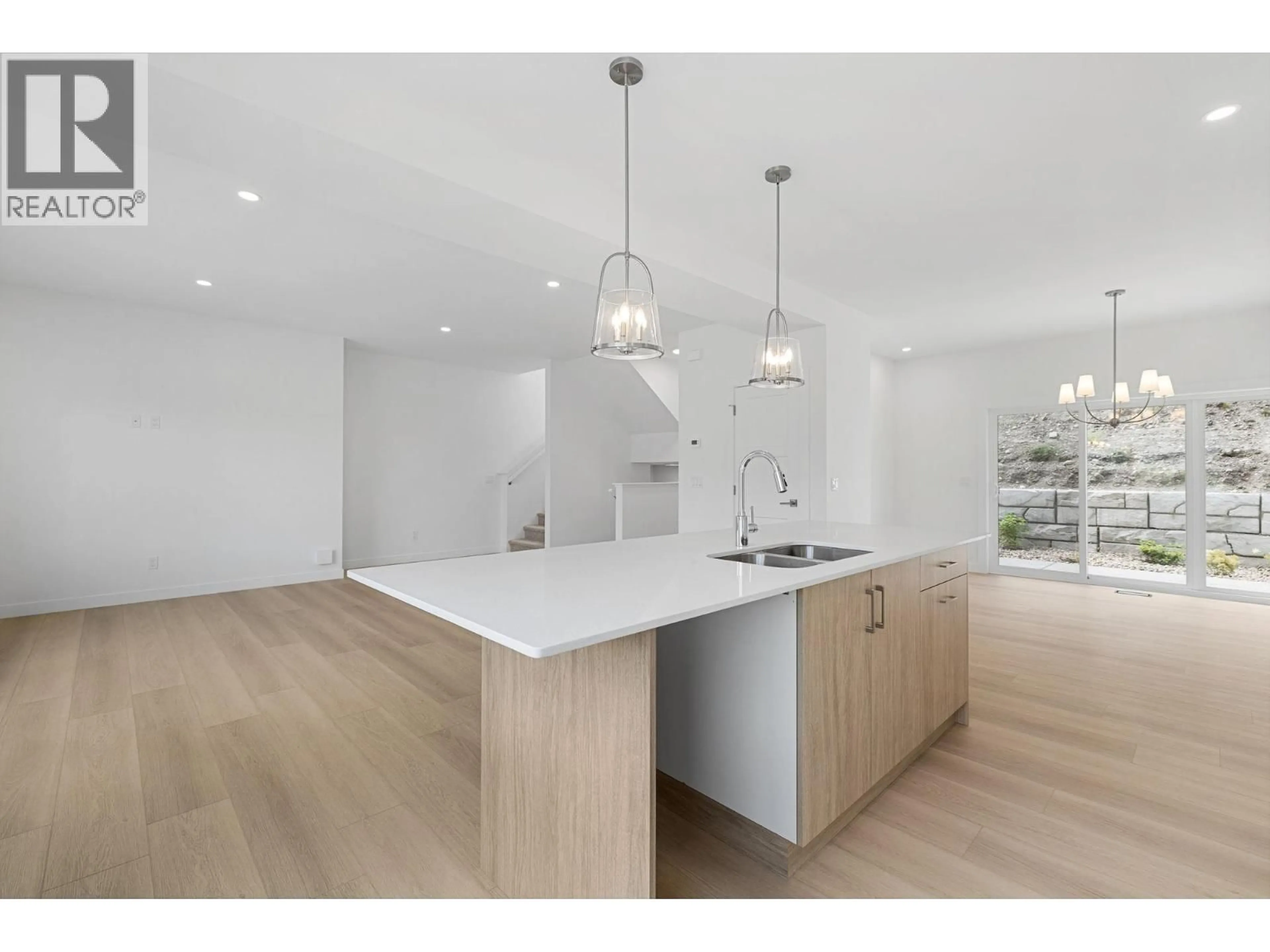 Open concept kitchen, unknown for 434 ARROWLEAF RISE, Coldstream British Columbia V1B2M4