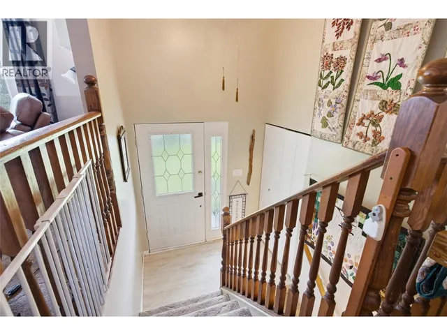 2463 REID AVENUE, Merritt 3