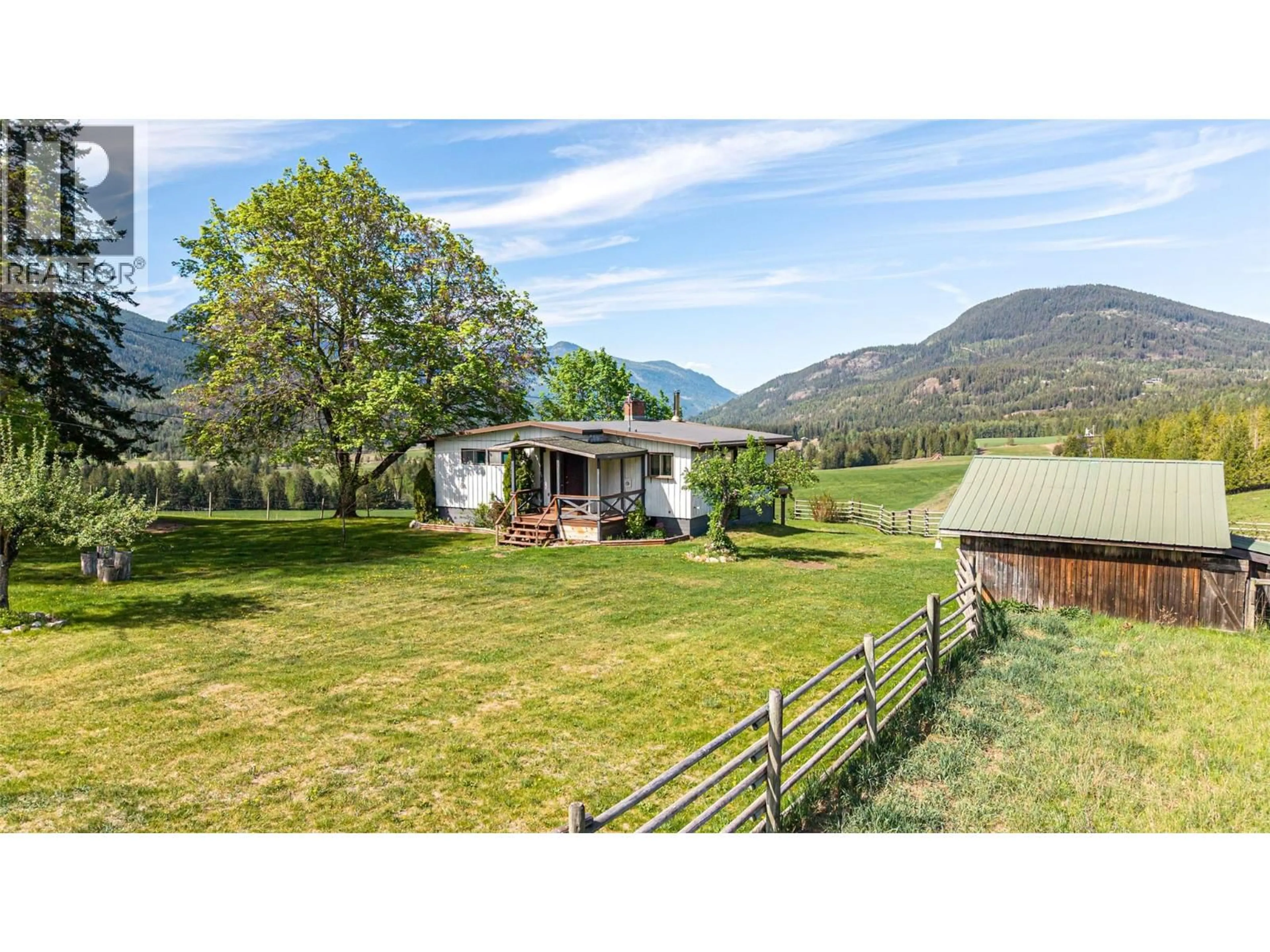 A pic from outside/outdoor area/front of a property/back of a property/a pic from drone, mountain view for 43 SIGALET ROAD, Lumby British Columbia V0E2G6