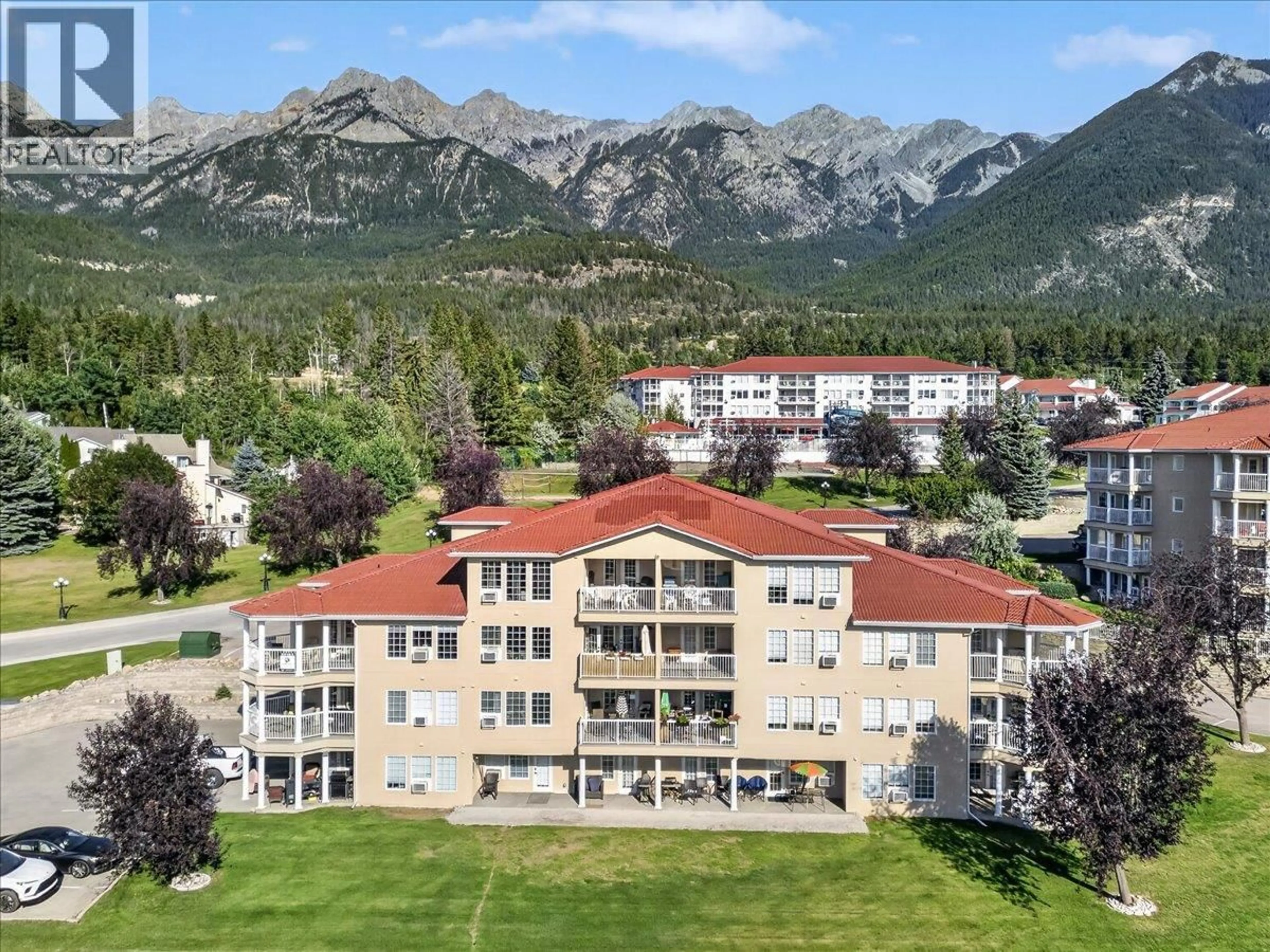 A pic from outside/outdoor area/front of a property/back of a property/a pic from drone, mountain view for 5007A - 5052 RIVERVIEW ROAD, Fairmont Hot Springs British Columbia V0B1L1
