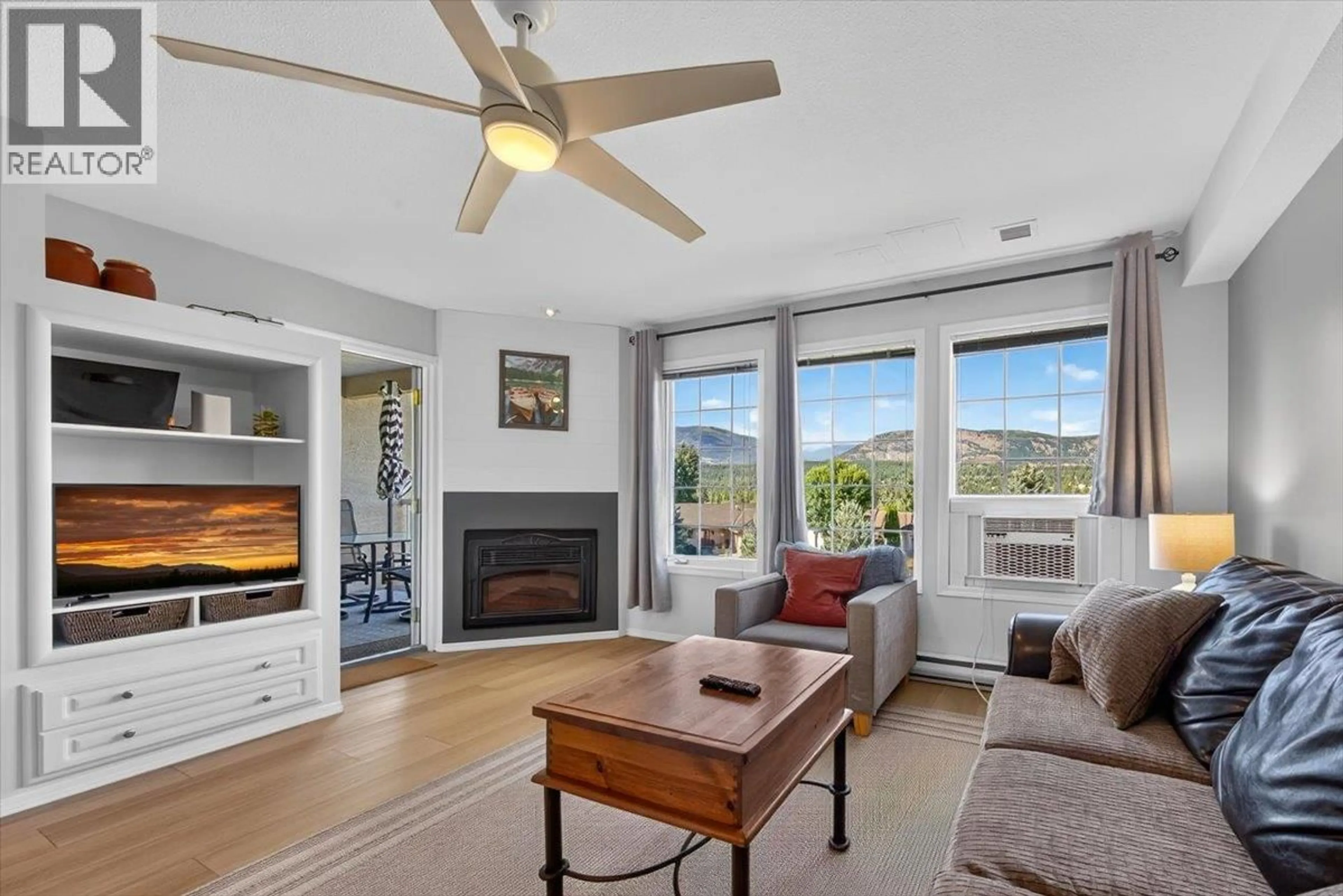 Living room with furniture, unknown for 5007A - 5052 RIVERVIEW ROAD, Fairmont Hot Springs British Columbia V0B1L1