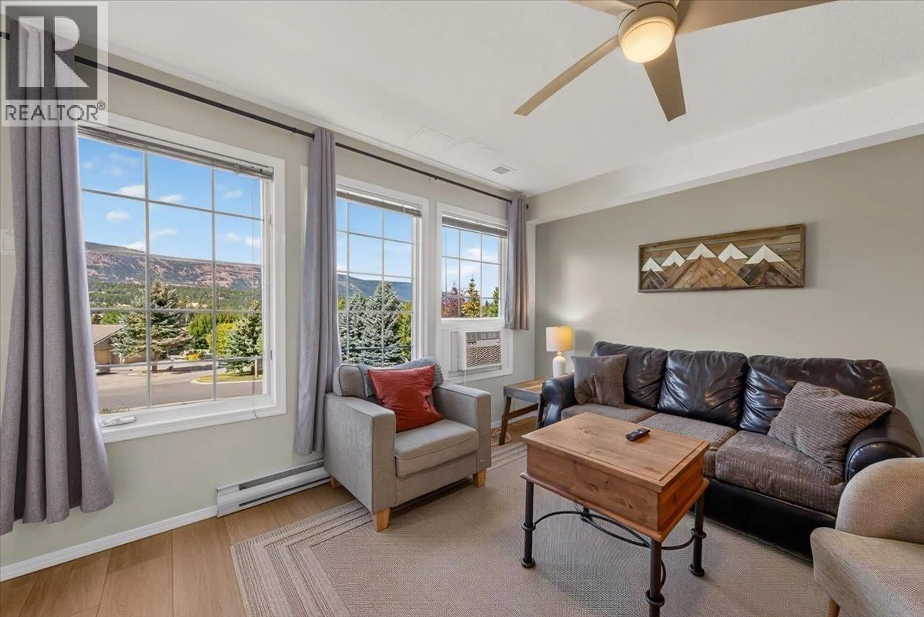 Living room with furniture, unknown for 5007A - 5052 RIVERVIEW ROAD, Fairmont Hot Springs British Columbia V0B1L1