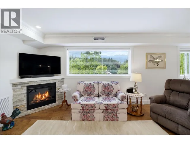 106 - 330 4TH AVENUE SOUTHEAST, Salmon Arm 5