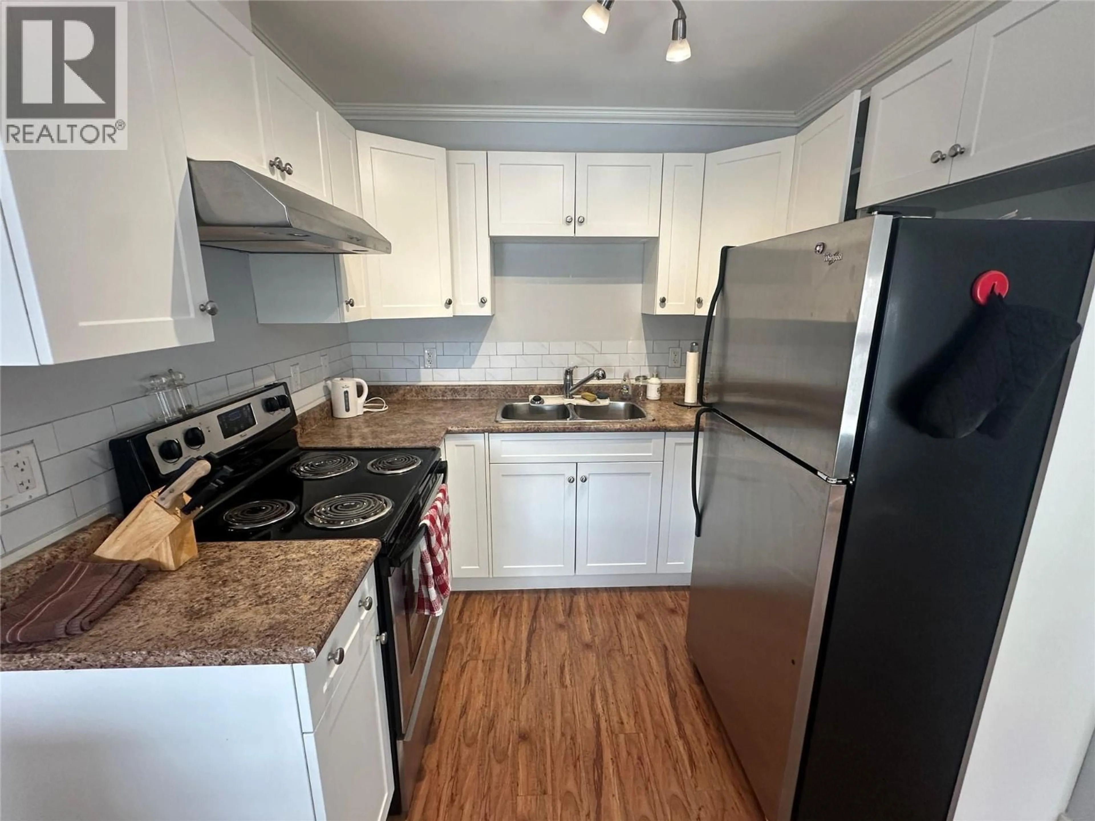 Standard kitchen, unknown for 111 - 10209 17 STREET, Dawson Creek British Columbia V1G4C3