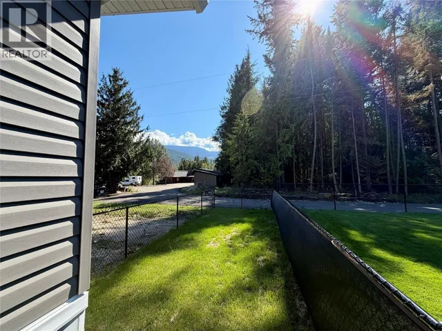 41 - 1705 HILLIER ROAD EAST, Sicamous 4