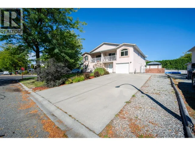 416 SUMAC ROAD EAST, Kelowna 2